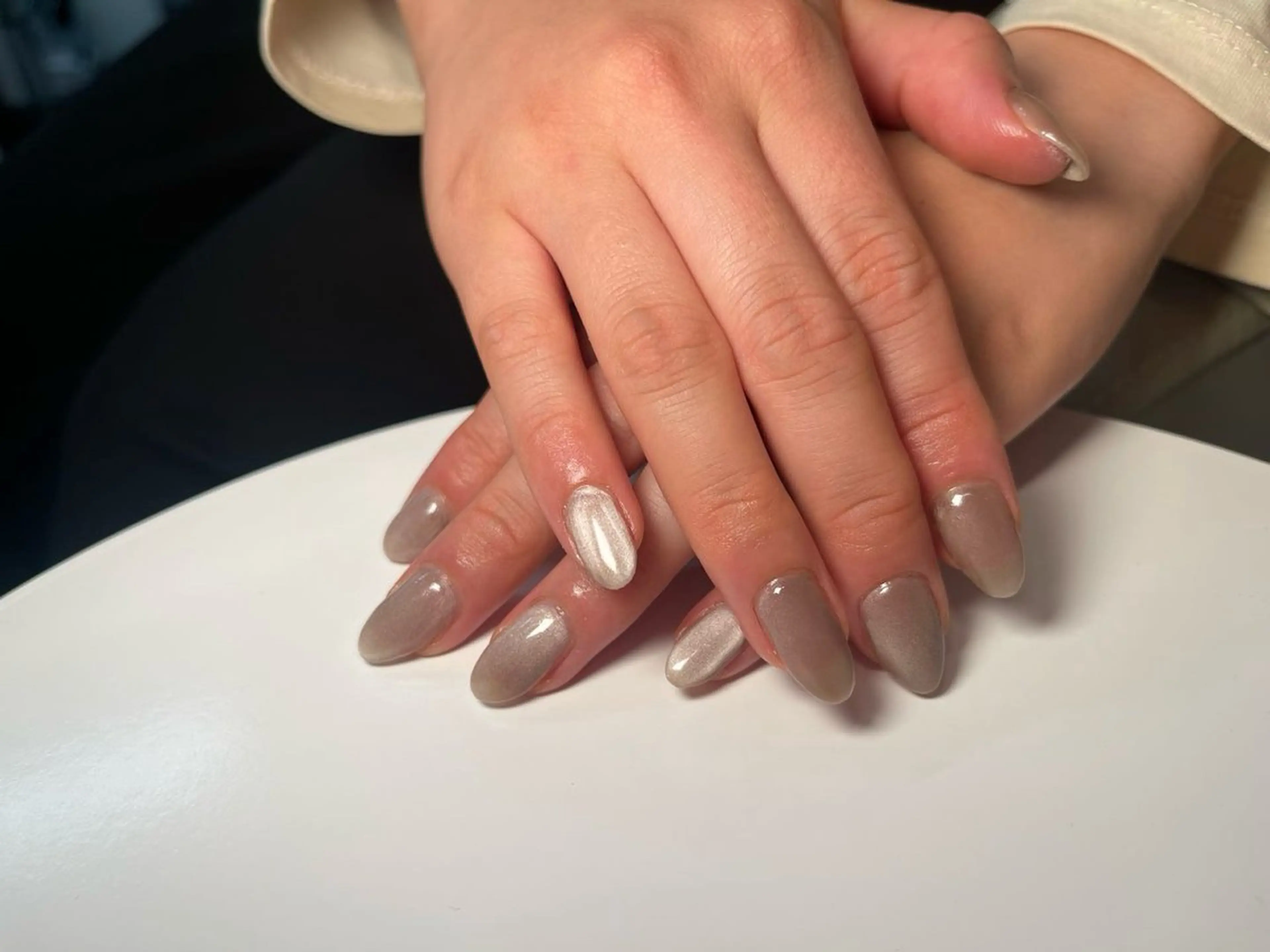 ネイル カジュアル キラキラネイル マグネットネイル ショートネイル シンプルネイル ハンドネイル 商 小清のネイルデザイン