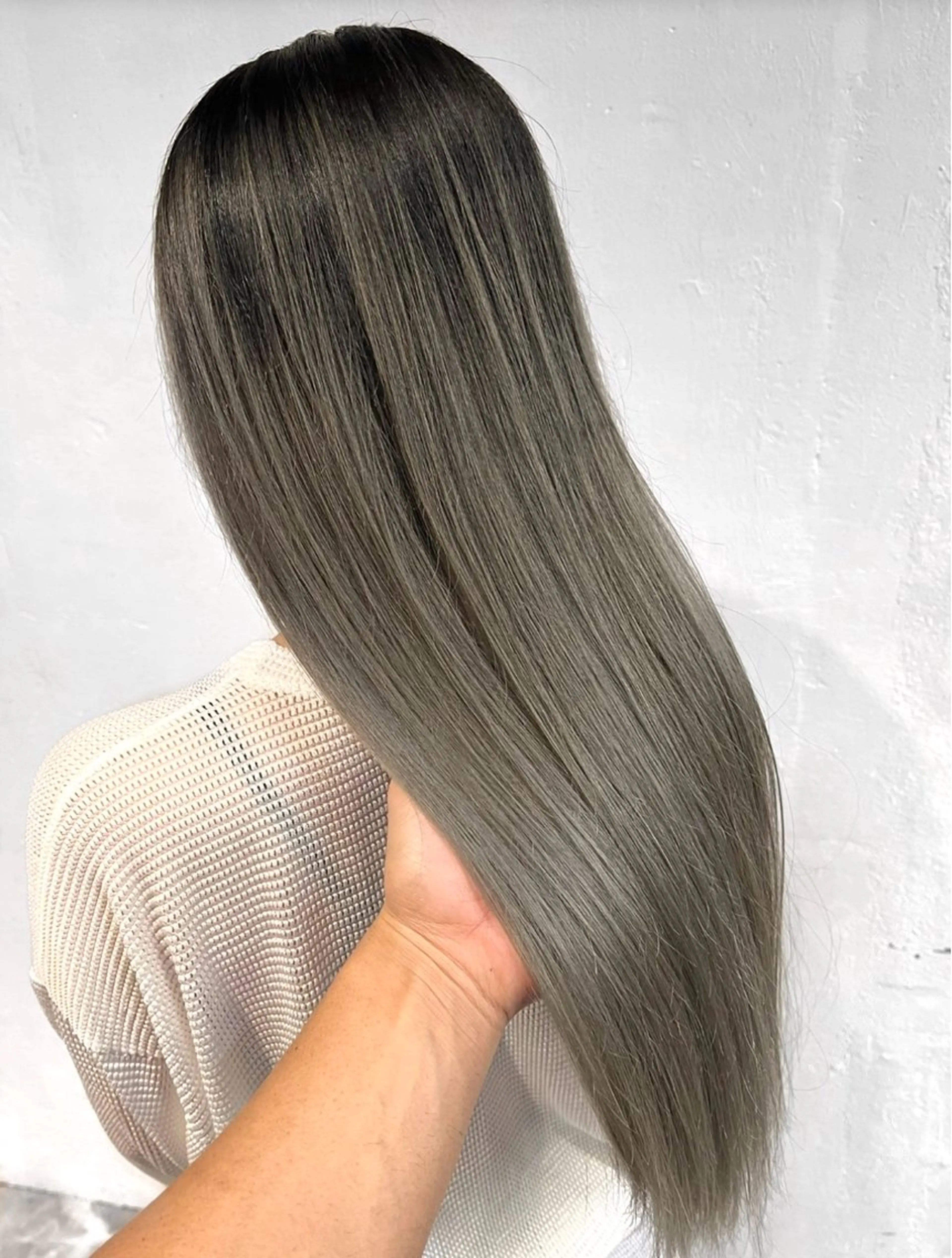 〔🌿ブリーチなしカラーで透明感&外国人風カラーに🇺🇸🌿〕　　　　イルミナカラー＆内部ケア3stepトリートメントの写真