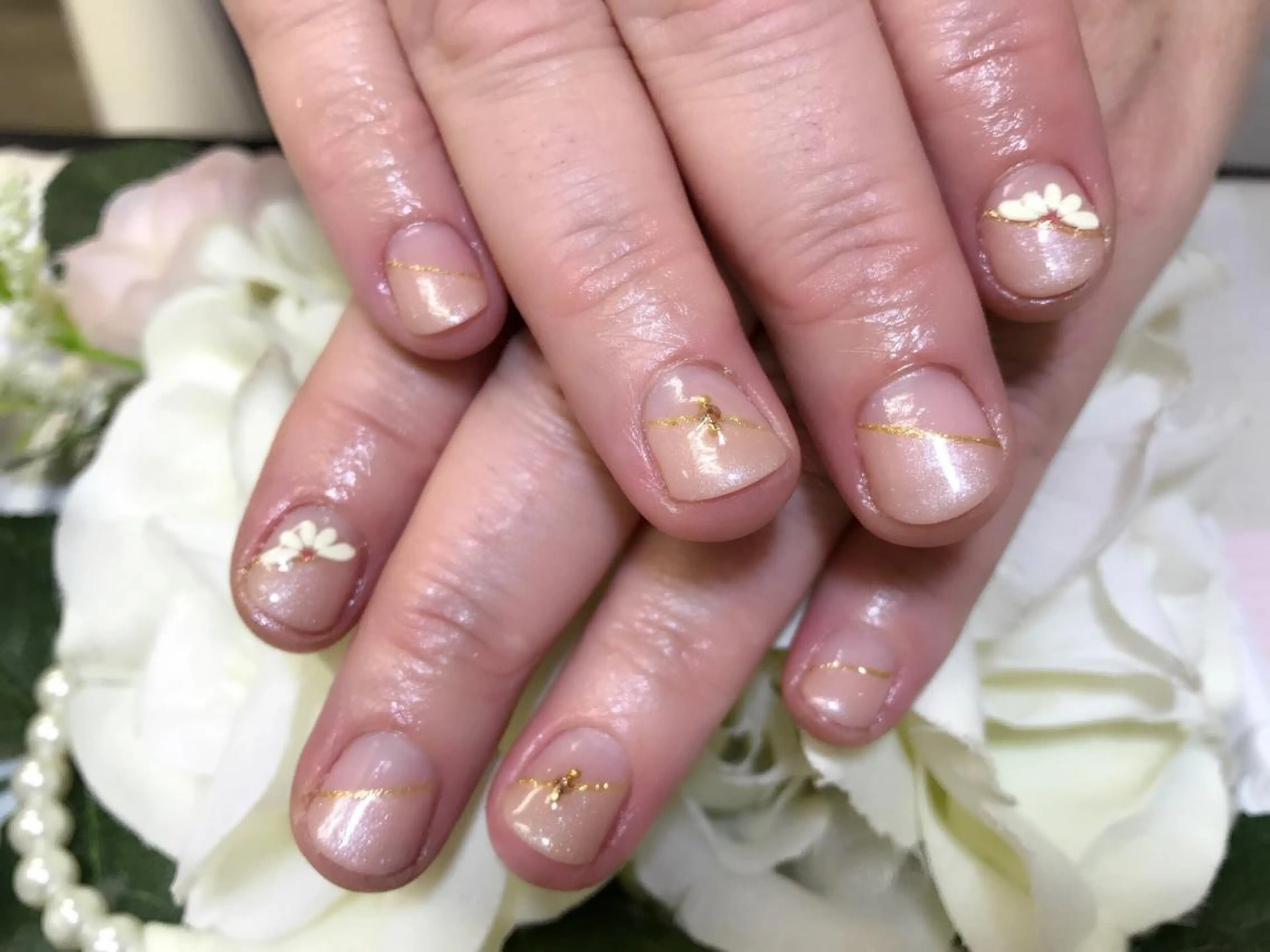 ネイル ストーンネイル favoris nail🌼のネイルデザイン