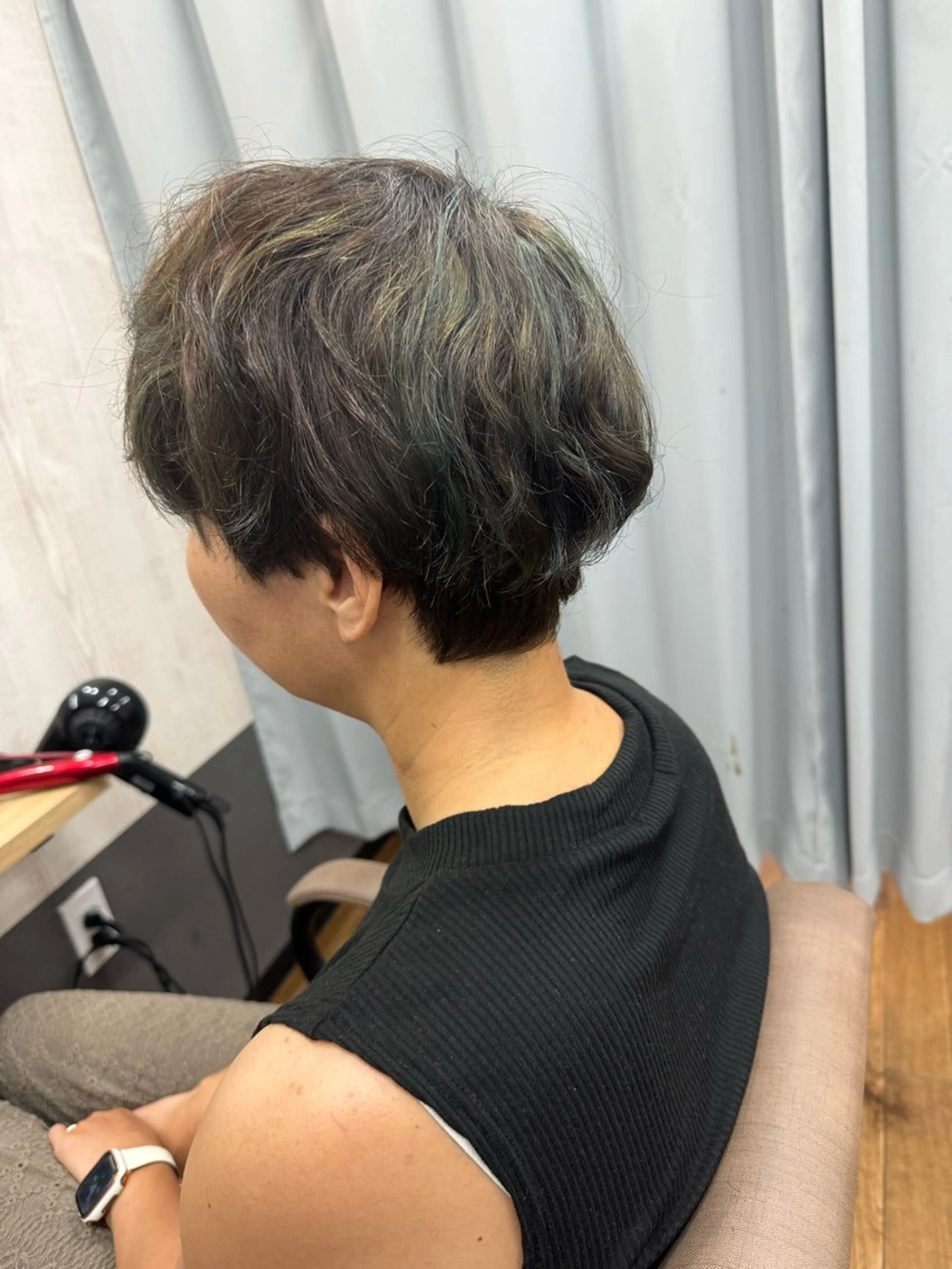 ミディアム カット ヘアカラー TELA HAIR 稲毛店　千尋のヘアスタイル