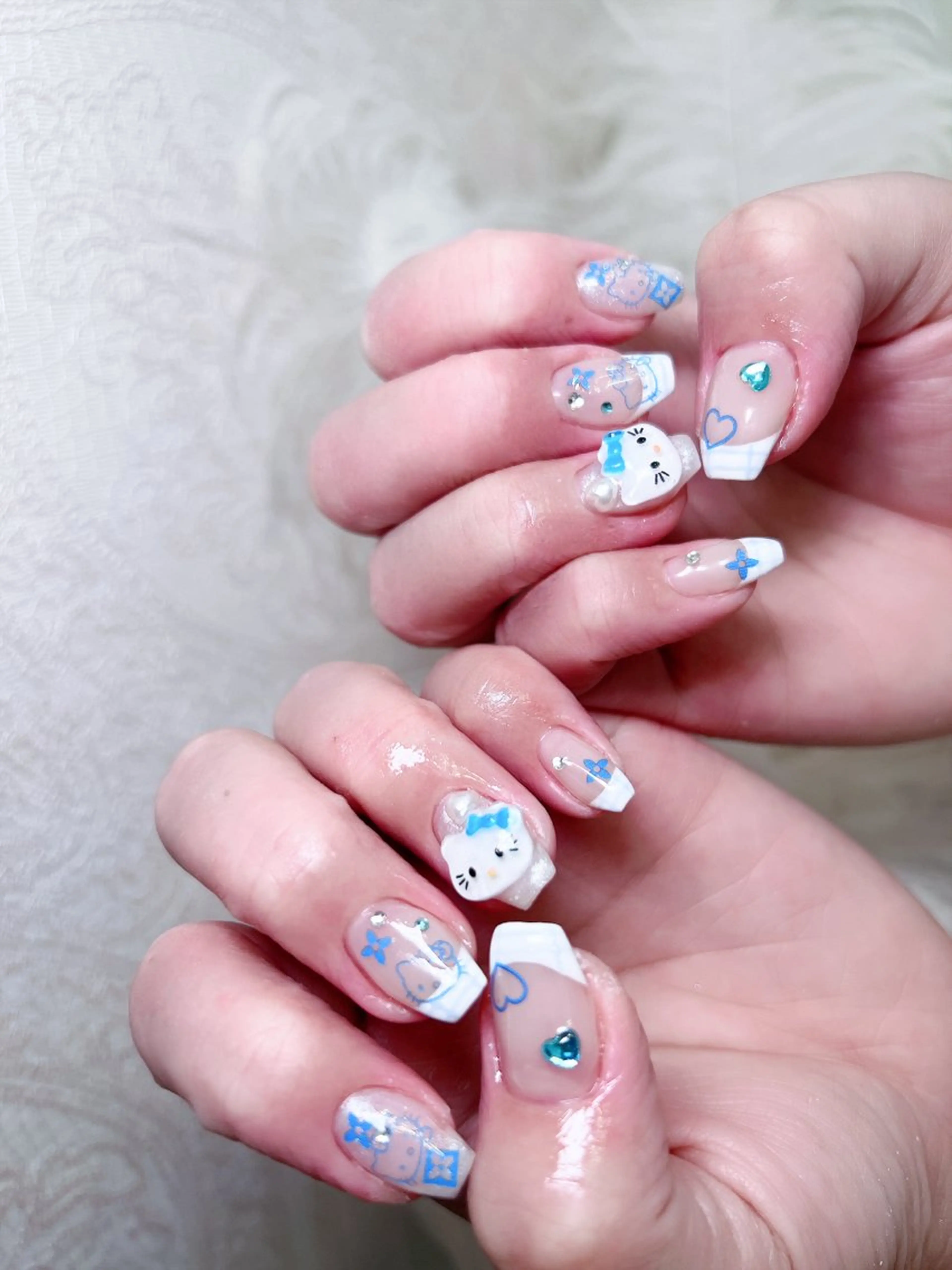 ネイル ハンドネイル Ubuntu🎀 ネイルサロン✨のネイルデザイン