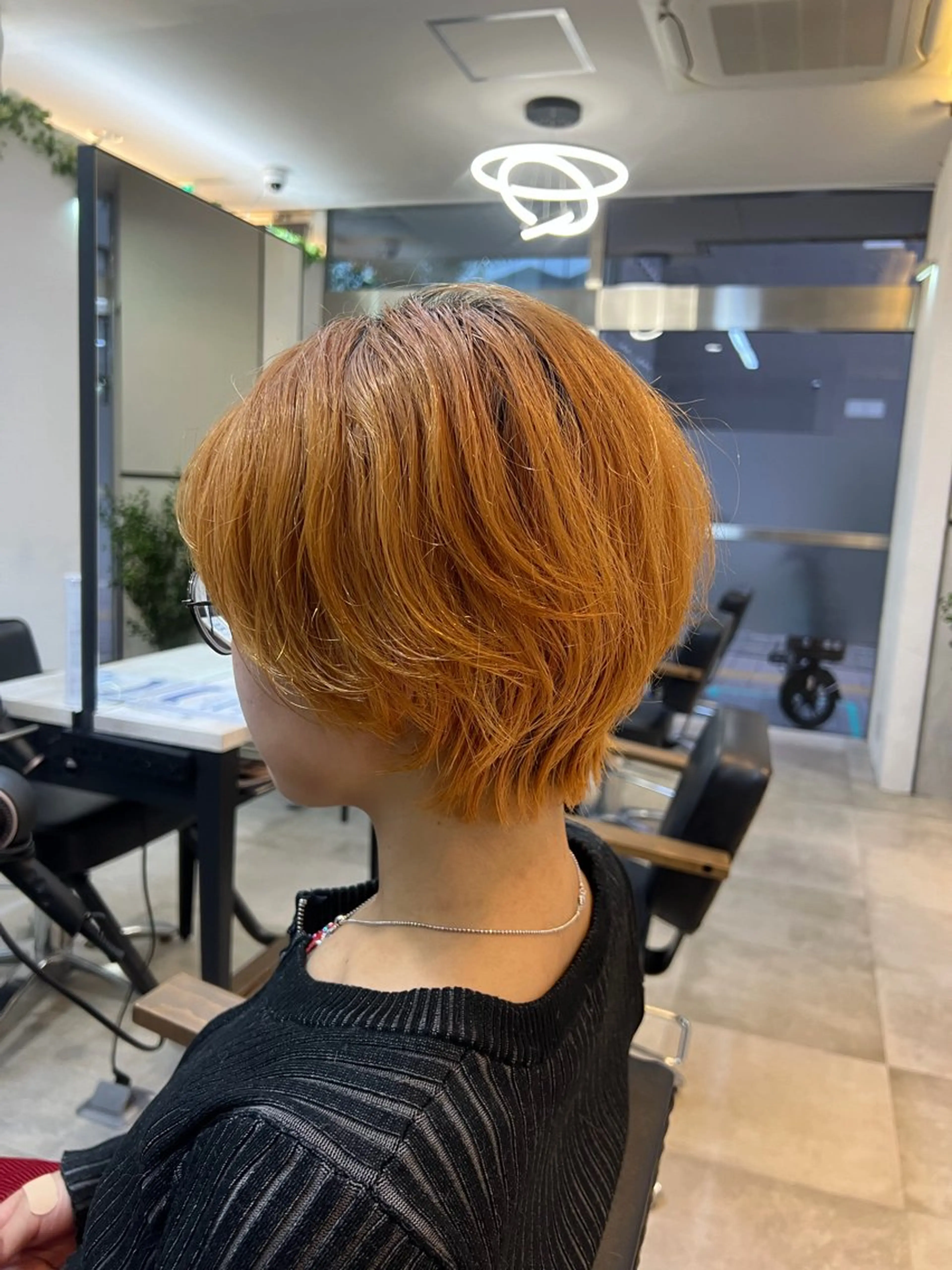 ショート カラー 🥀韓国ヘア🥀 宮津真菜のヘアスタイル