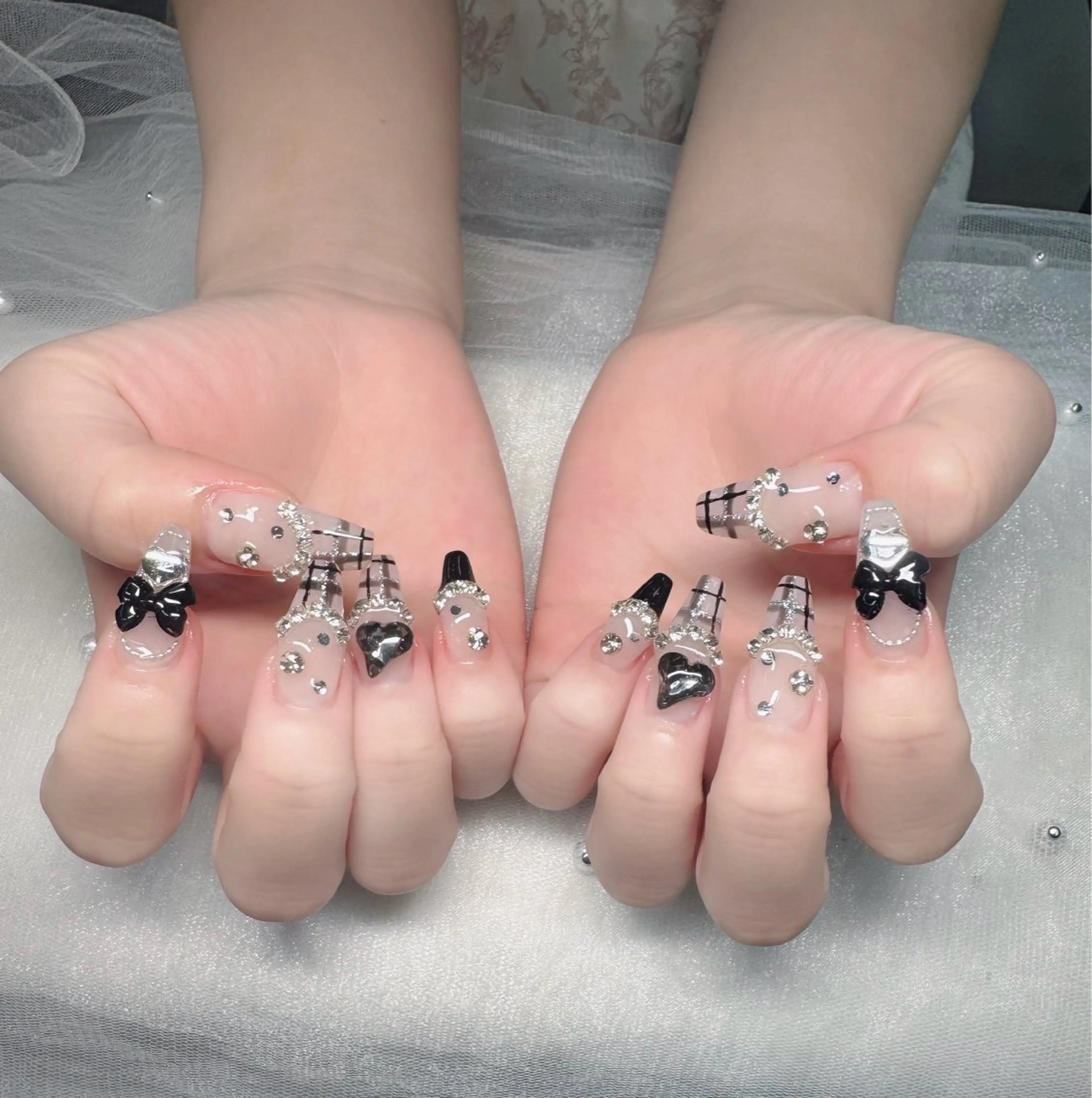 ネイル ハンドネイル RiNo Nail Salon所属・RinO Nail 大阪のネイルデザイン