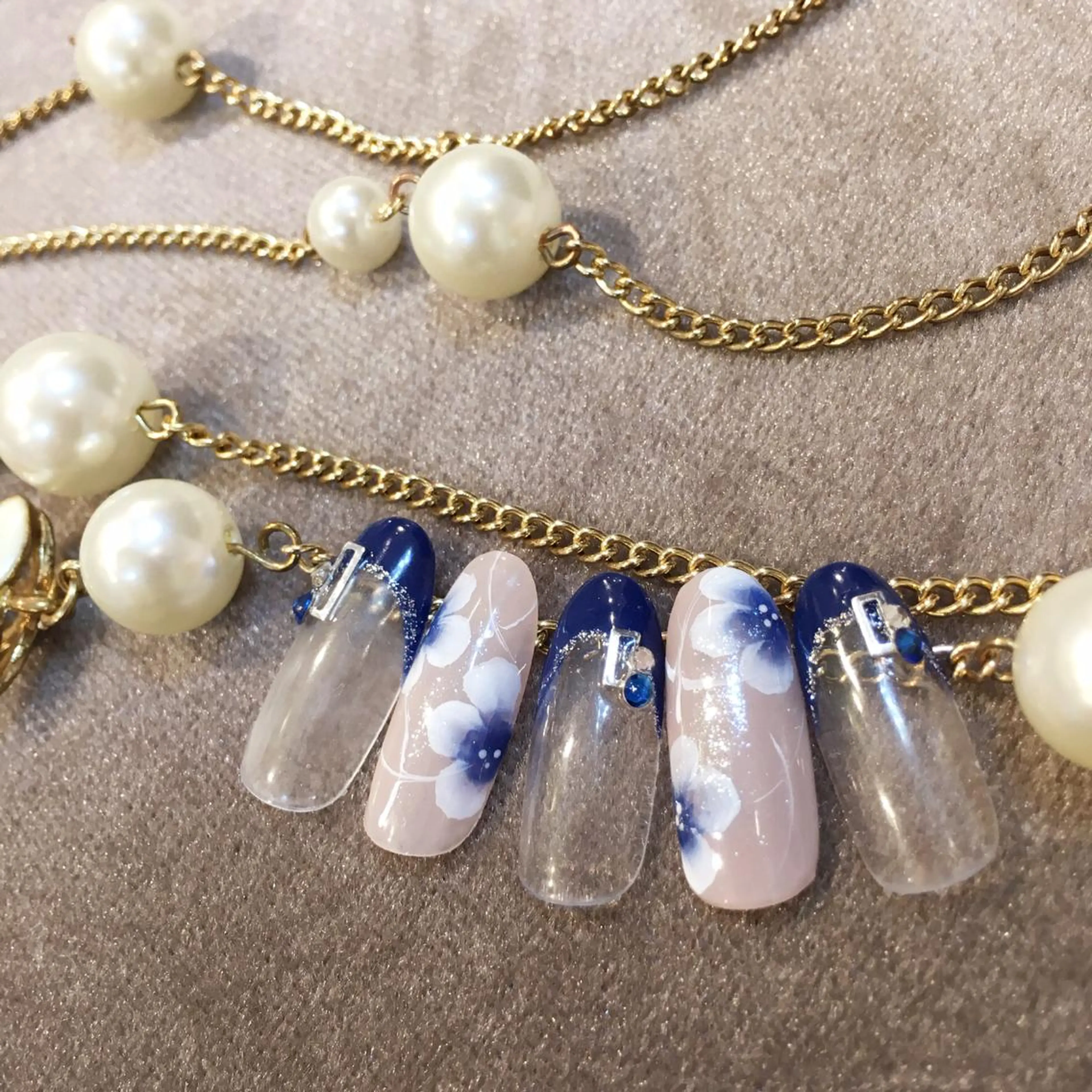 ネイル salon de Tiaraのネイルデザイン