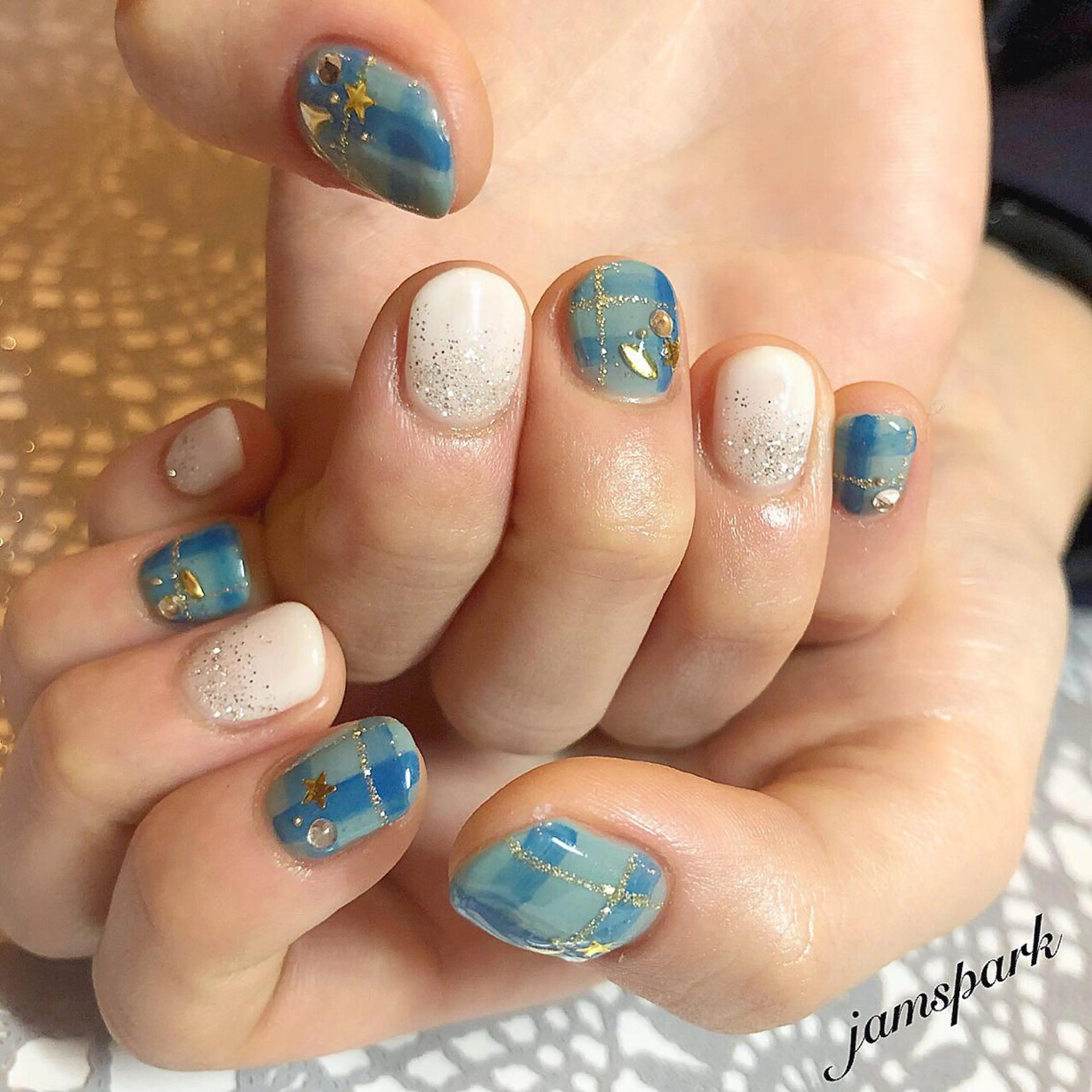 ネイル アニマル柄 ブルー ジェルネイル グラデーション グリーン ハンドネイル jamspark ✨のネイルデザイン