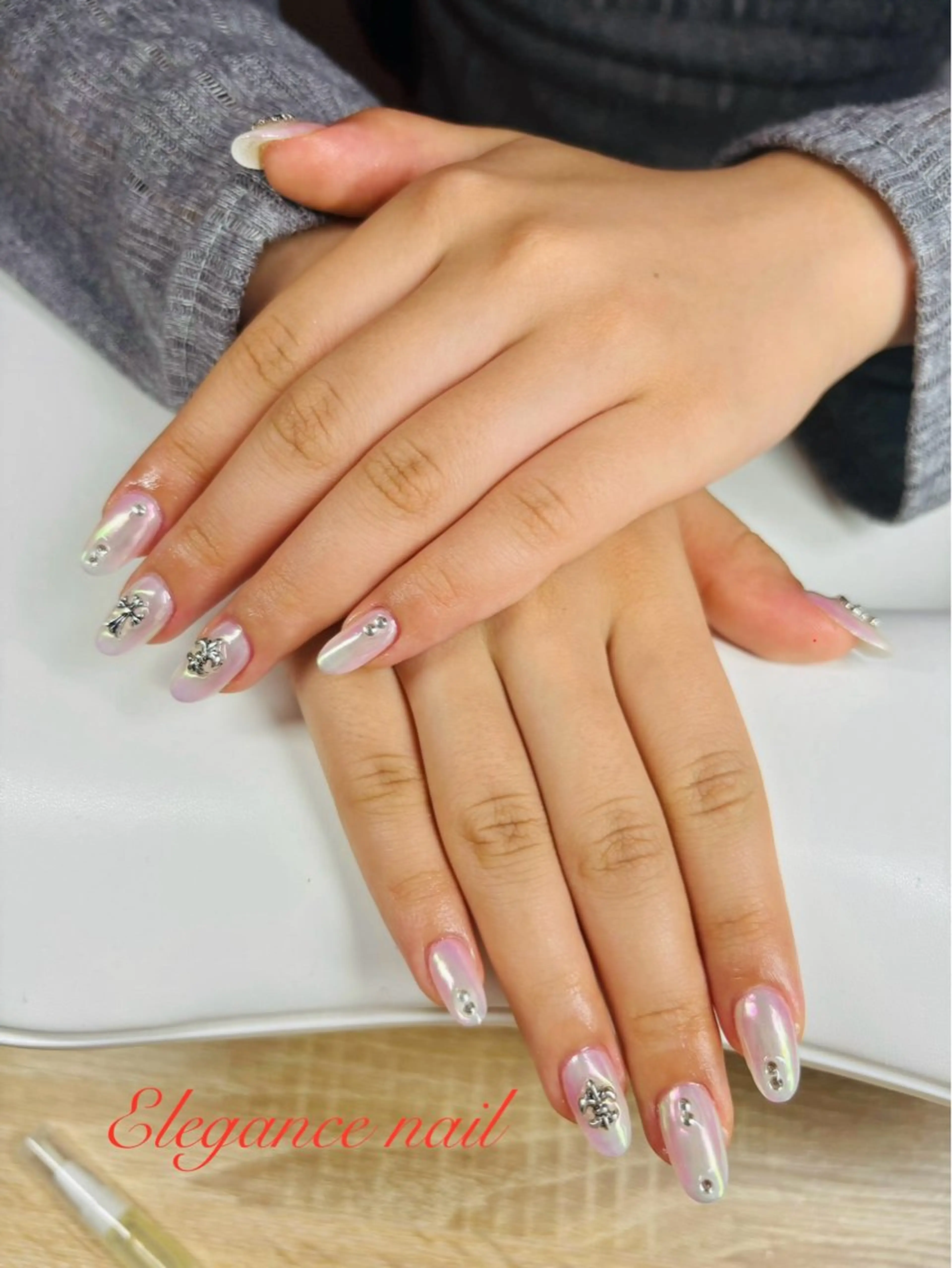 ネイル Elegance Nail所属・Elegance Nail本厚木店舗のネイルデザイン