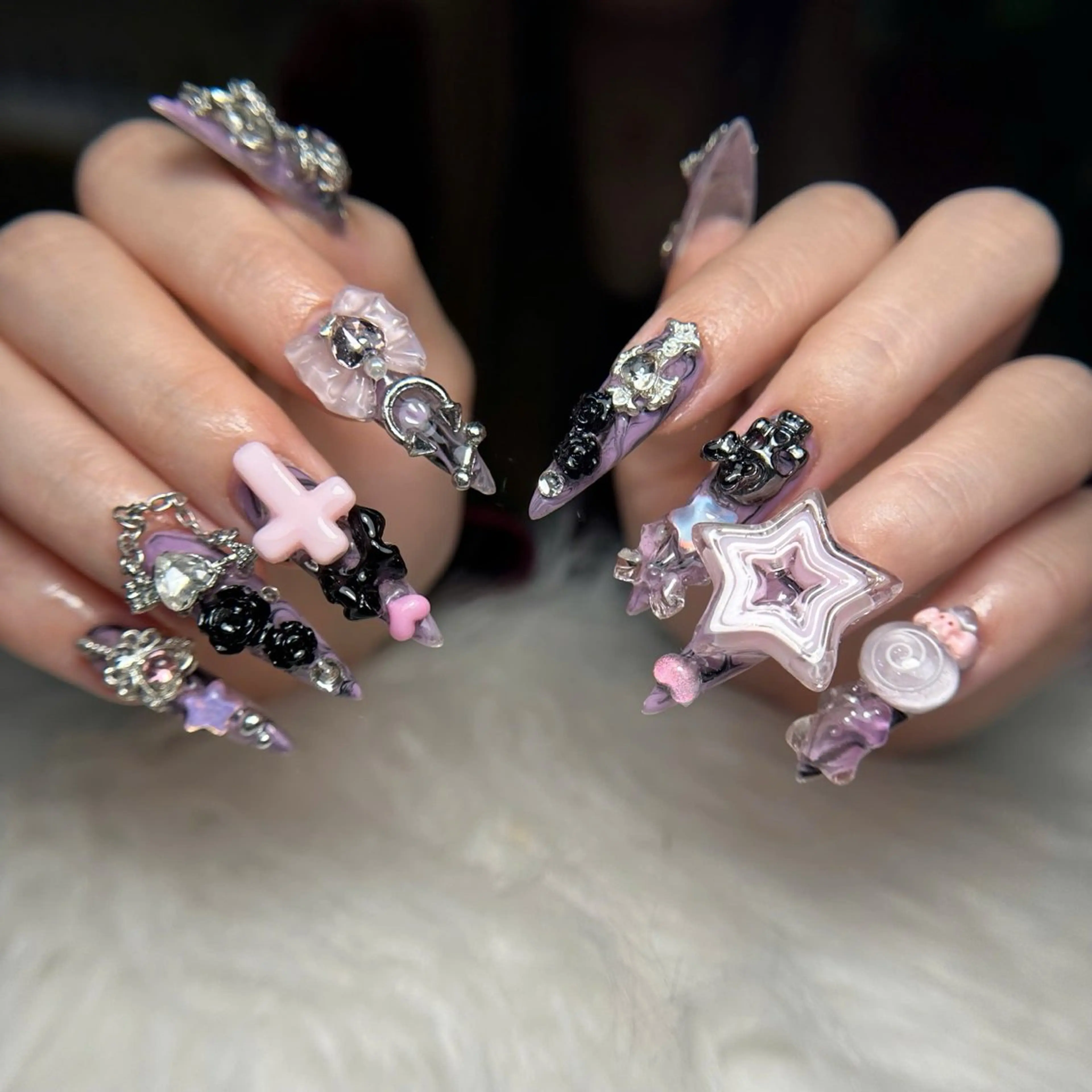 ネイル オーロラネイル チークネイル 長さ出し フラッシュネイル フットネイル ハンドネイル KITTY_NAILS所属・KITTY nailsのネイルデザイン