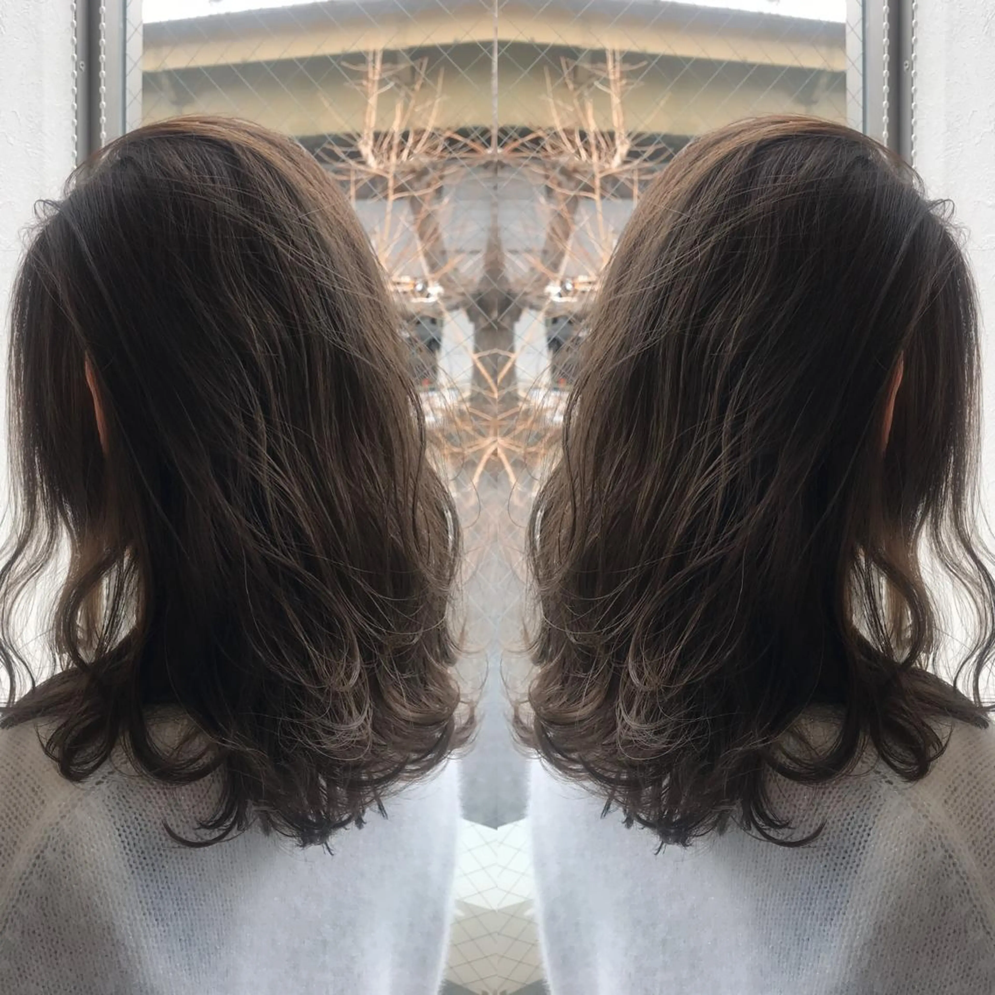 セミロング カラー グレージュ カット ヘアカラー 柴田 祐輔のヘアスタイル