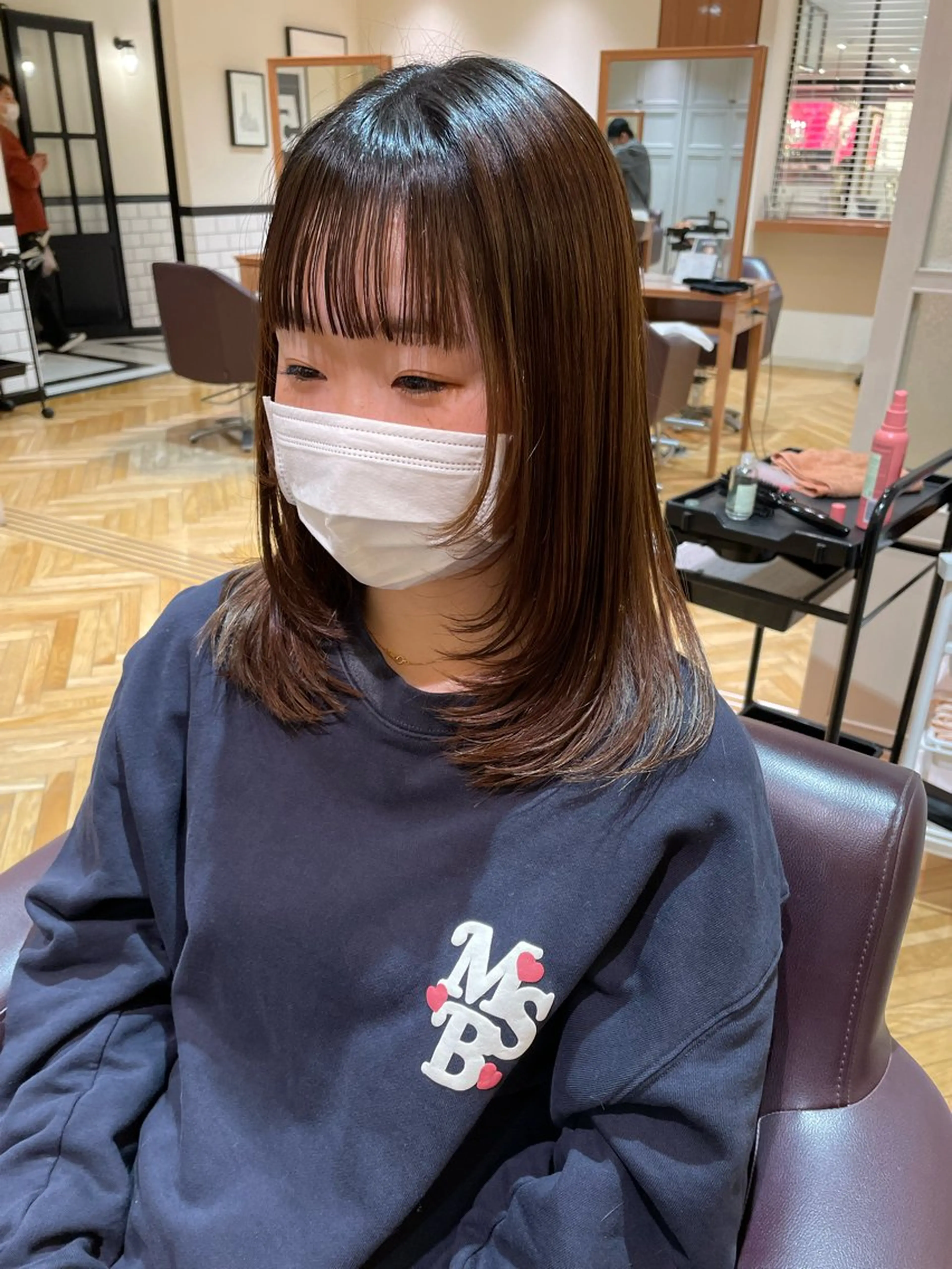 セミロング レイヤーカット behive  駅前店所属・菊地 桃花のヘアスタイル