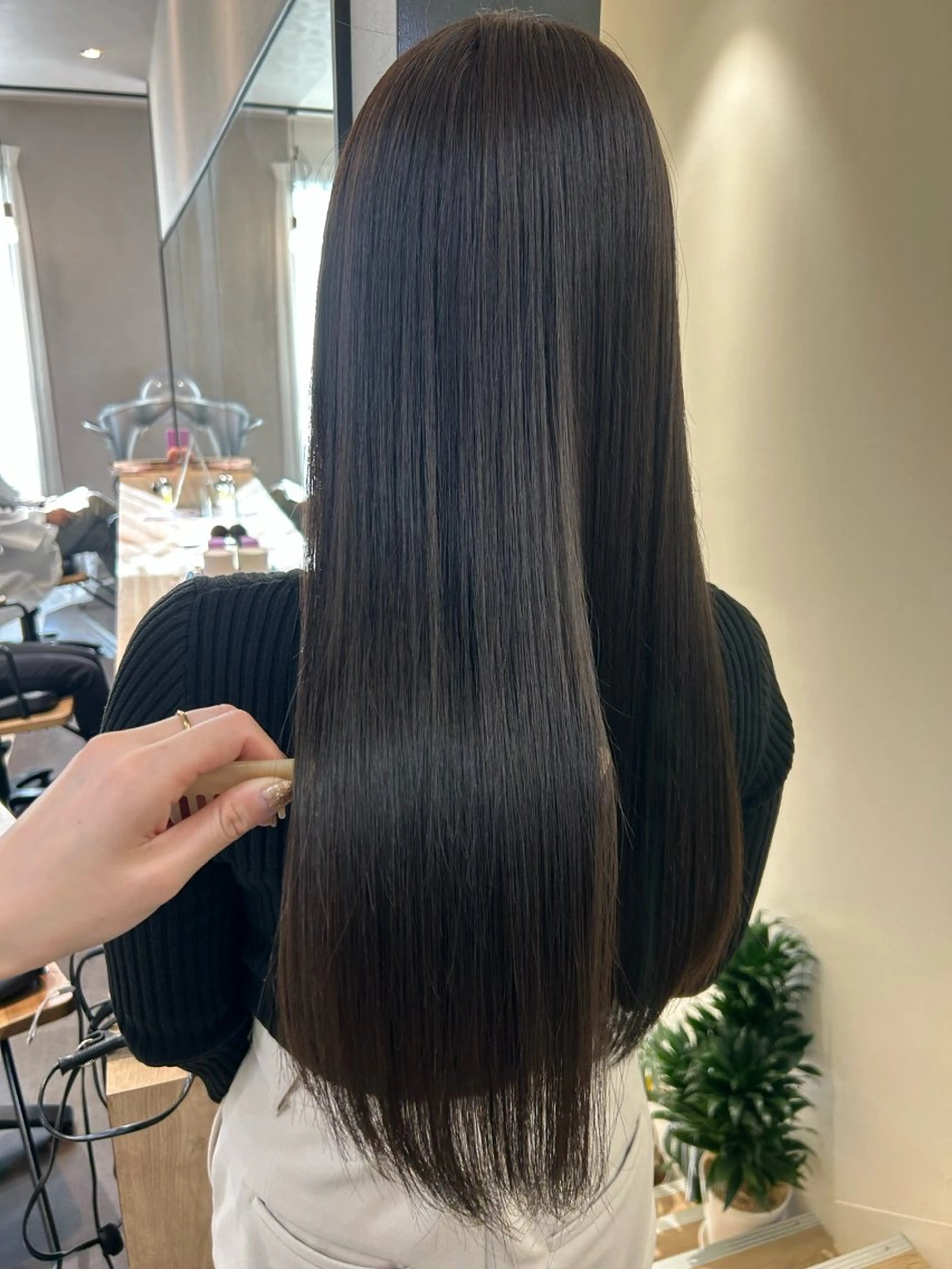 ロング カラー グレージュ カット ヘアカラー トリートメント hub hair レイヤー/透明感のヘアスタイル