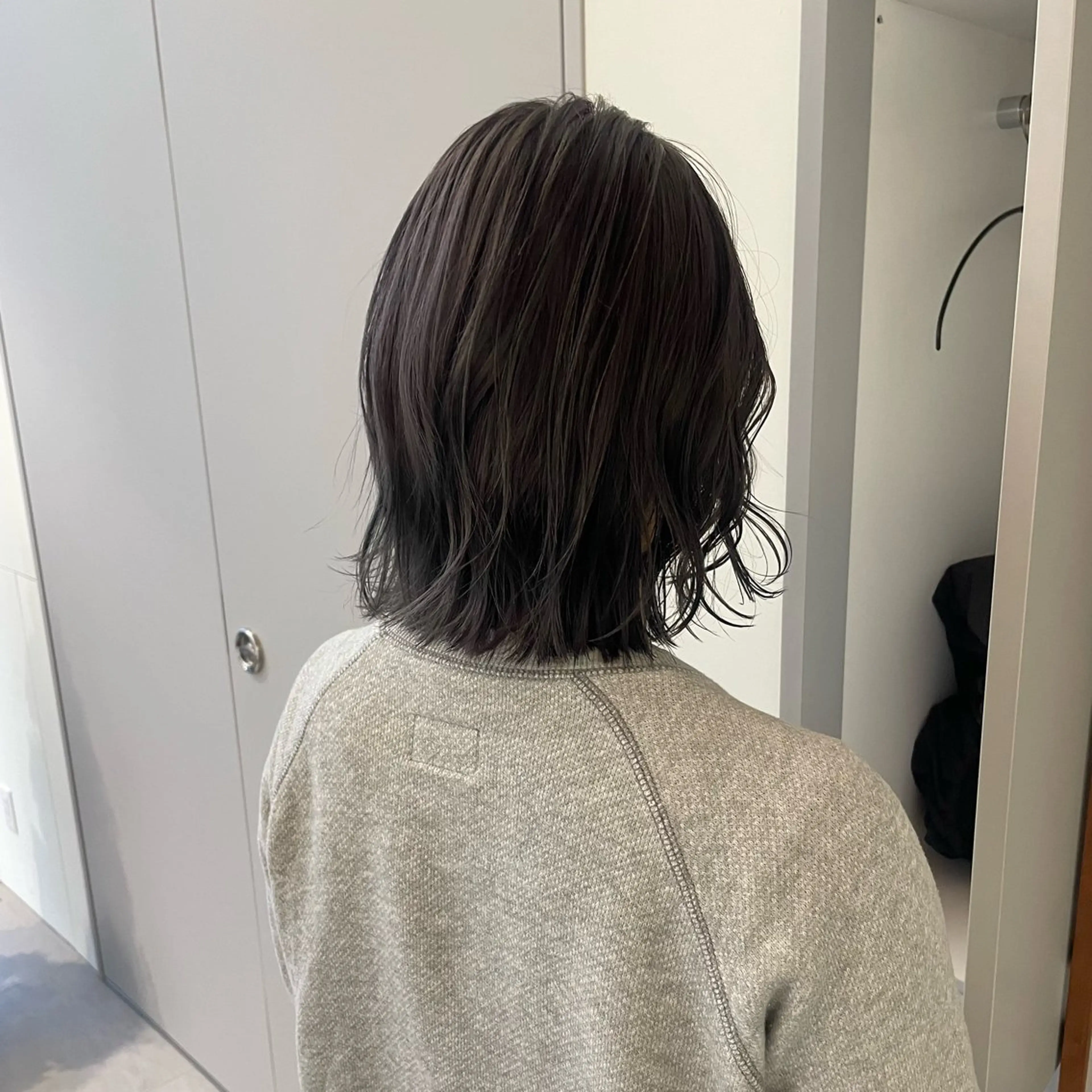 ショート カラー ベージュカラー ブリーチ 透明感カラー ダブルカラー ヘアカラー トリートメント ブリーチ/レイヤー 🌻Mutsumiのヘアスタイル