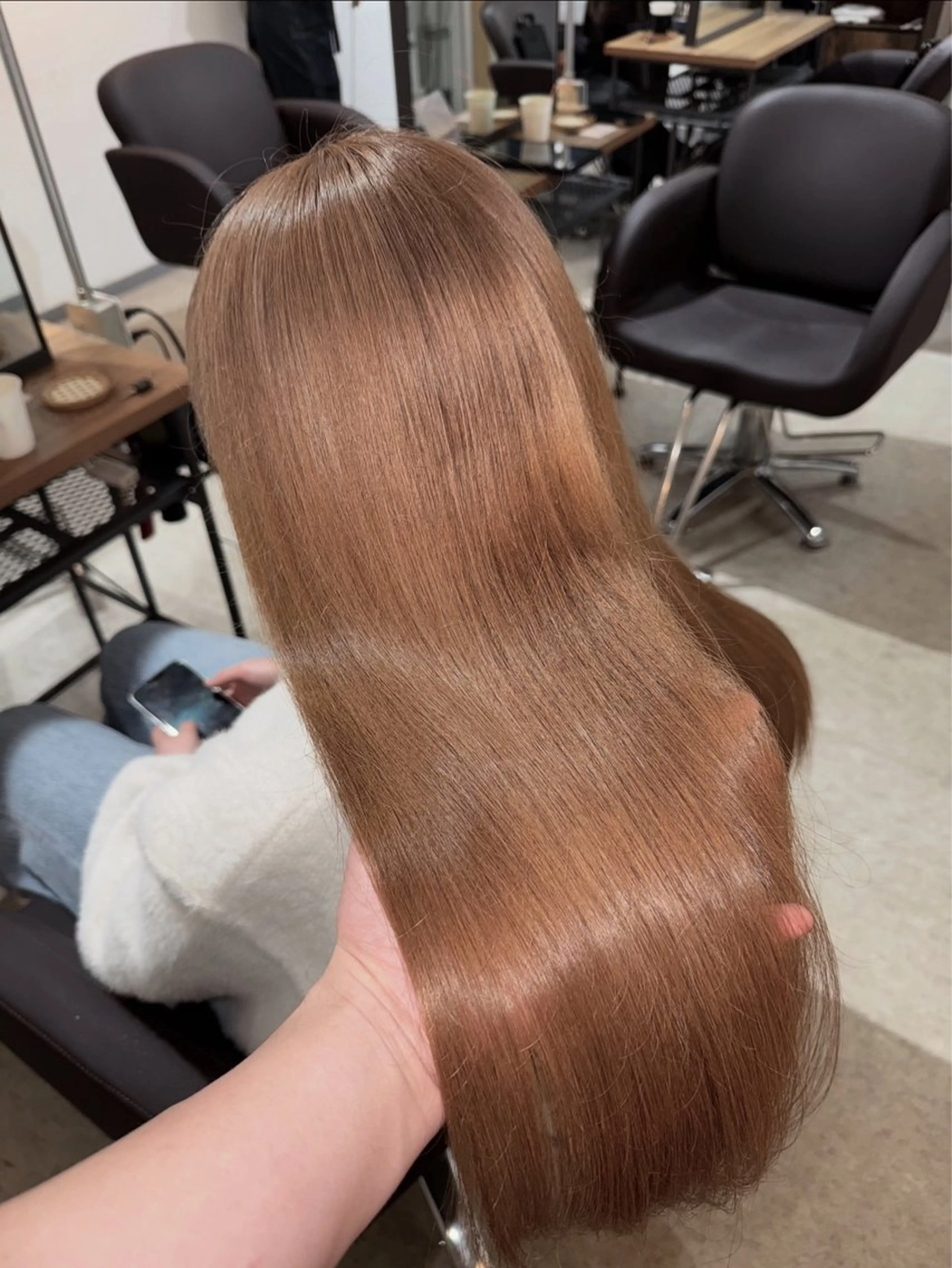 セミロング ボブ 韓国風ヘア レイヤーカット 縮毛矯正 カット ヘアカラー トリートメント ✨艶ブリーチカラー✨ ✨艶髪ストレート✨のヘアスタイル