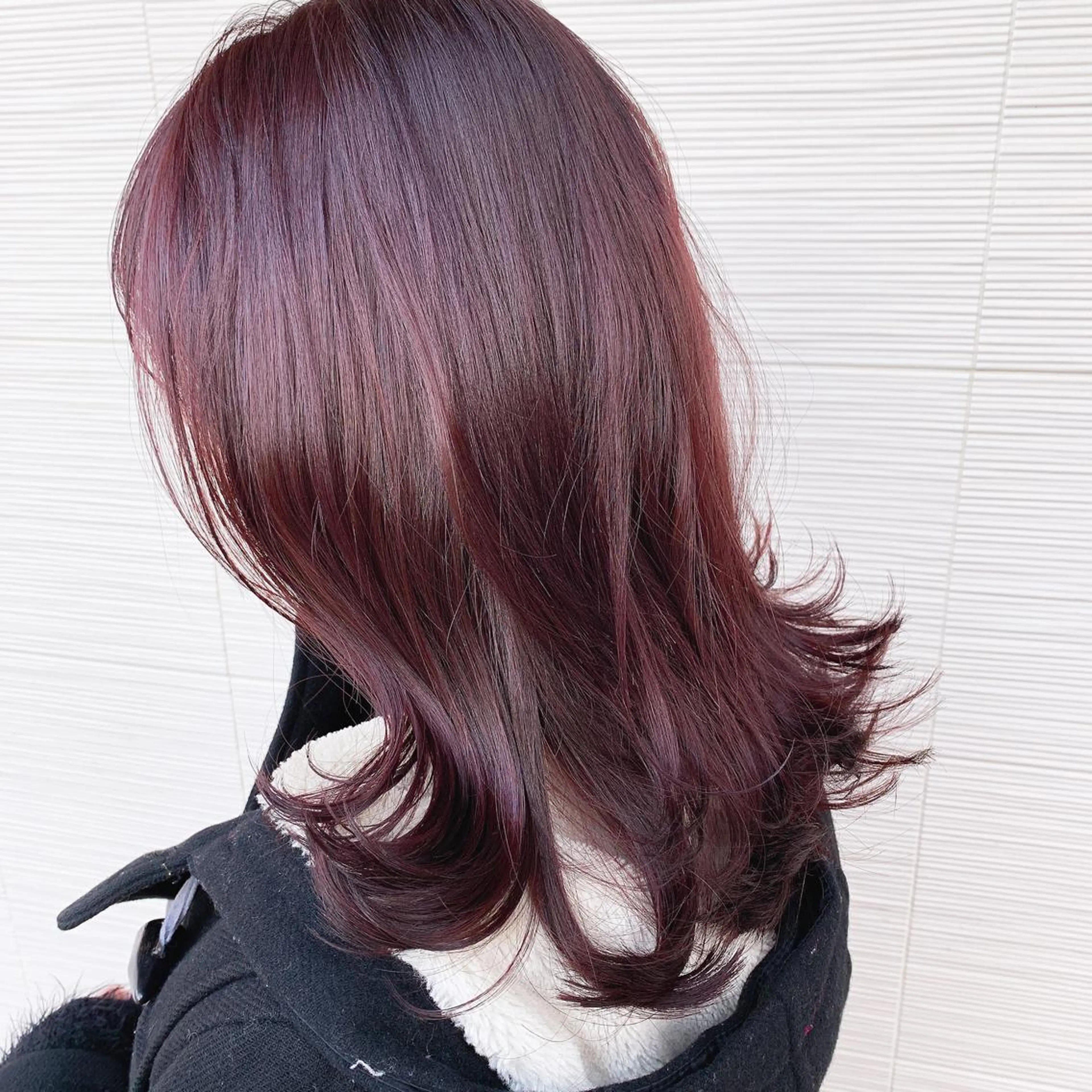 セミロング カラー セミロングパーマ アッシュ ブリーチ ケアブリーチ 透明感カラー モリシュンスケ /レイヤー/髪質改善のヘアスタイル