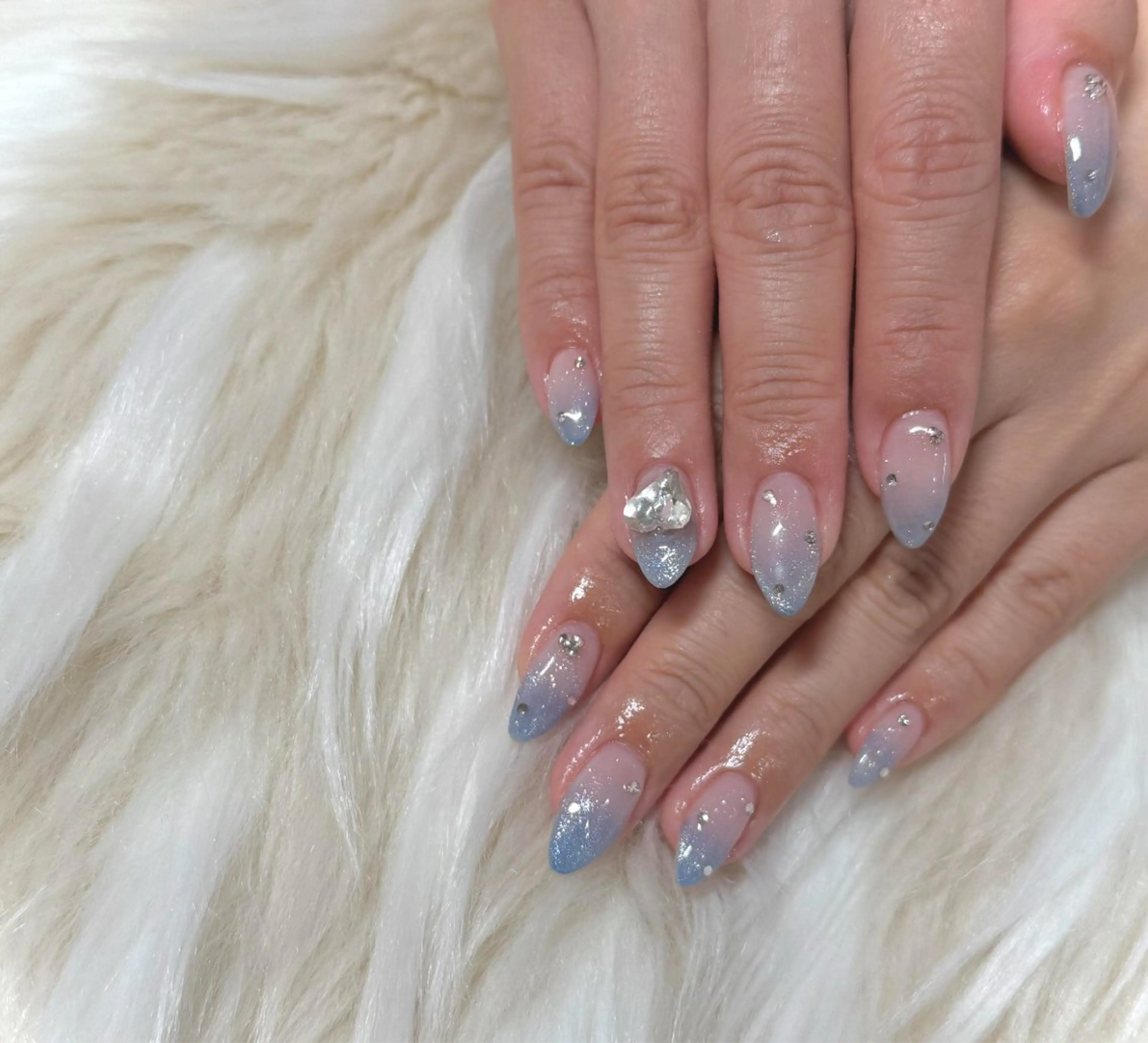 ネイル 長さ出し フレンチネイル ジェルネイル グラデーション 韓国ネイル ハンドネイル Nail&eye Belire 新宿のネイルデザイン