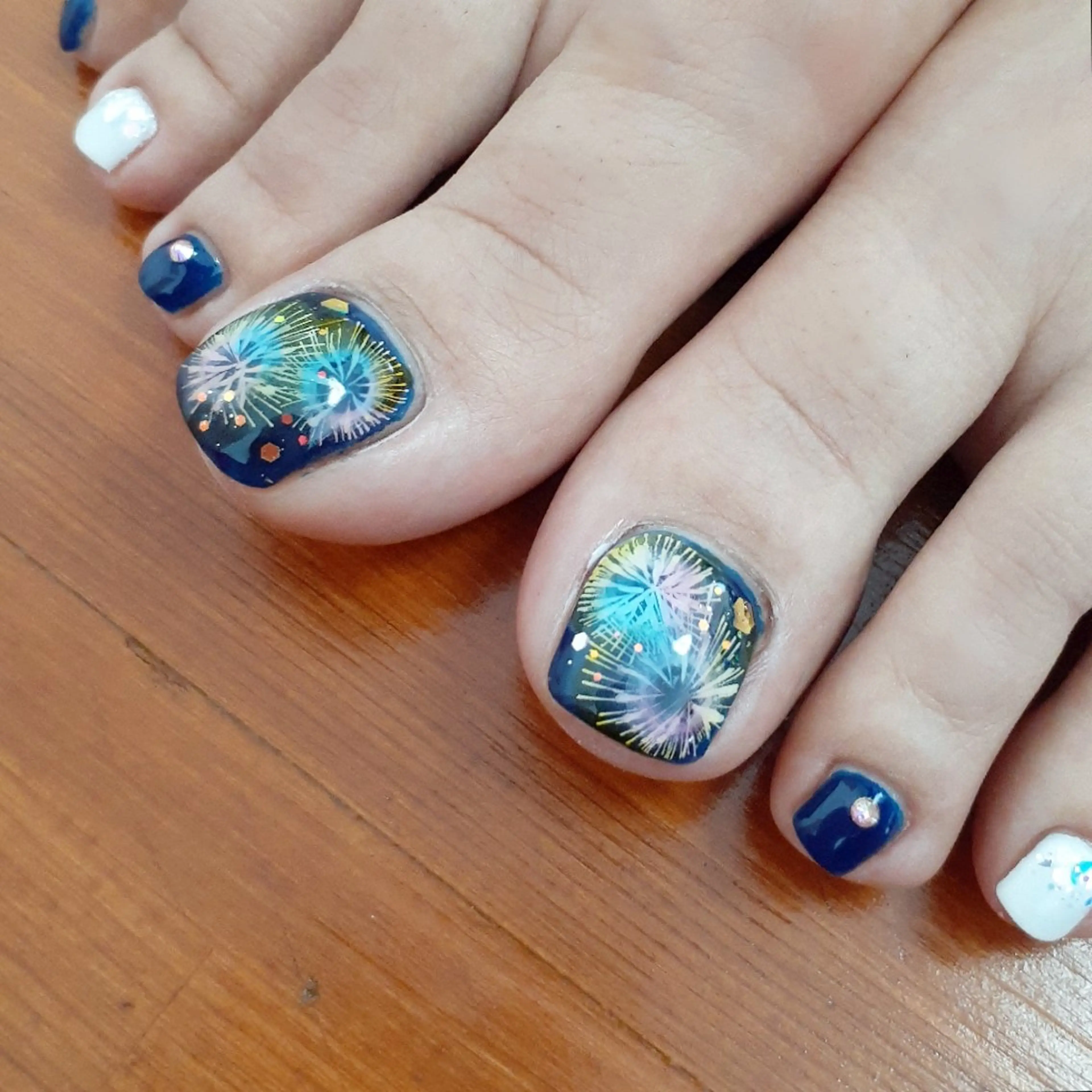 ネイル フットネイル 池元 真由美のネイルデザイン