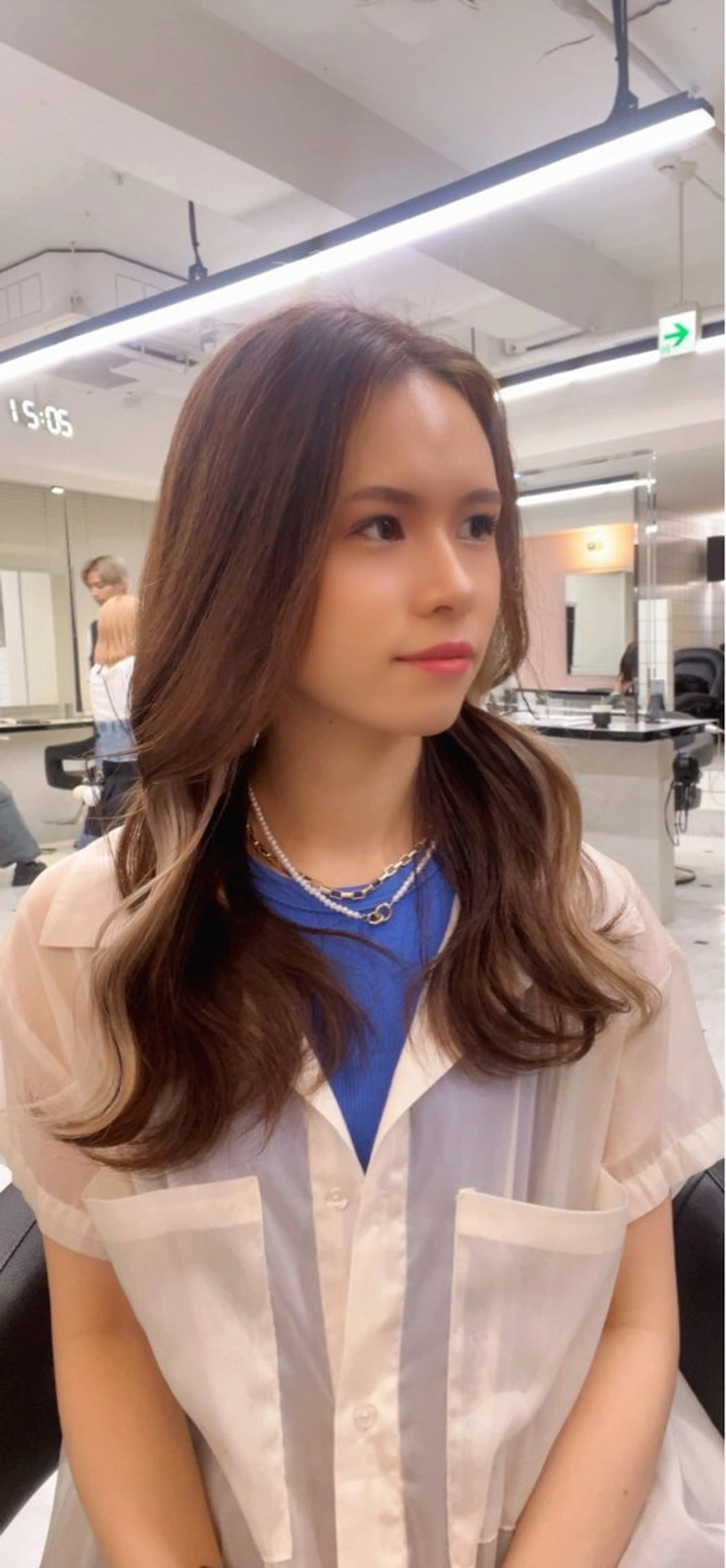 ロング カラー ダブルカラー イヤリングカラー インナーカラー 髪質改善 トリートメント ヘアカラー 💙ハイトーン韓国風 色白ヘア💙manaのヘアスタイル
