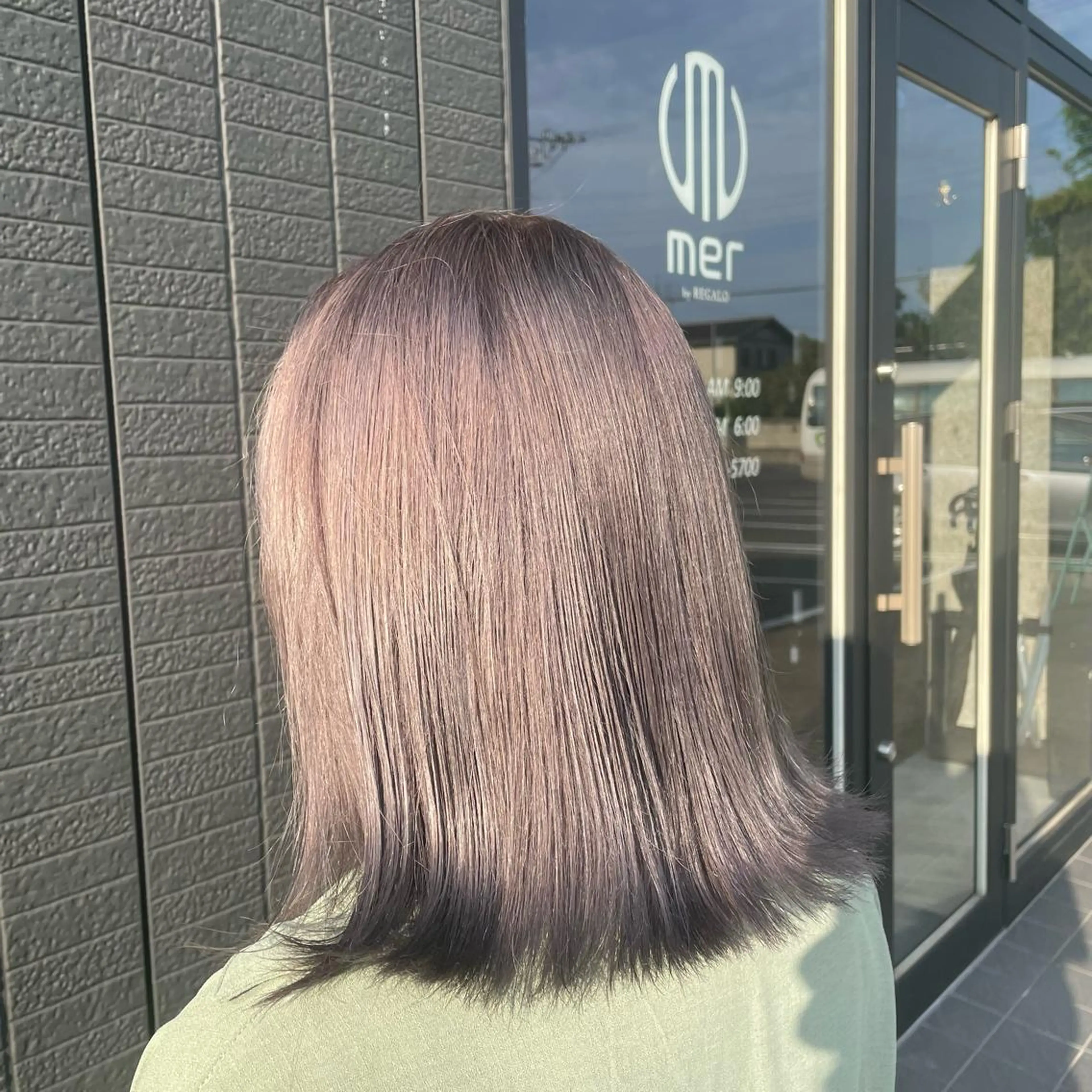 ミディアム カット ヘアカラー 🫧艶髪/ブリーチ 🐳honami🫧のヘアスタイル