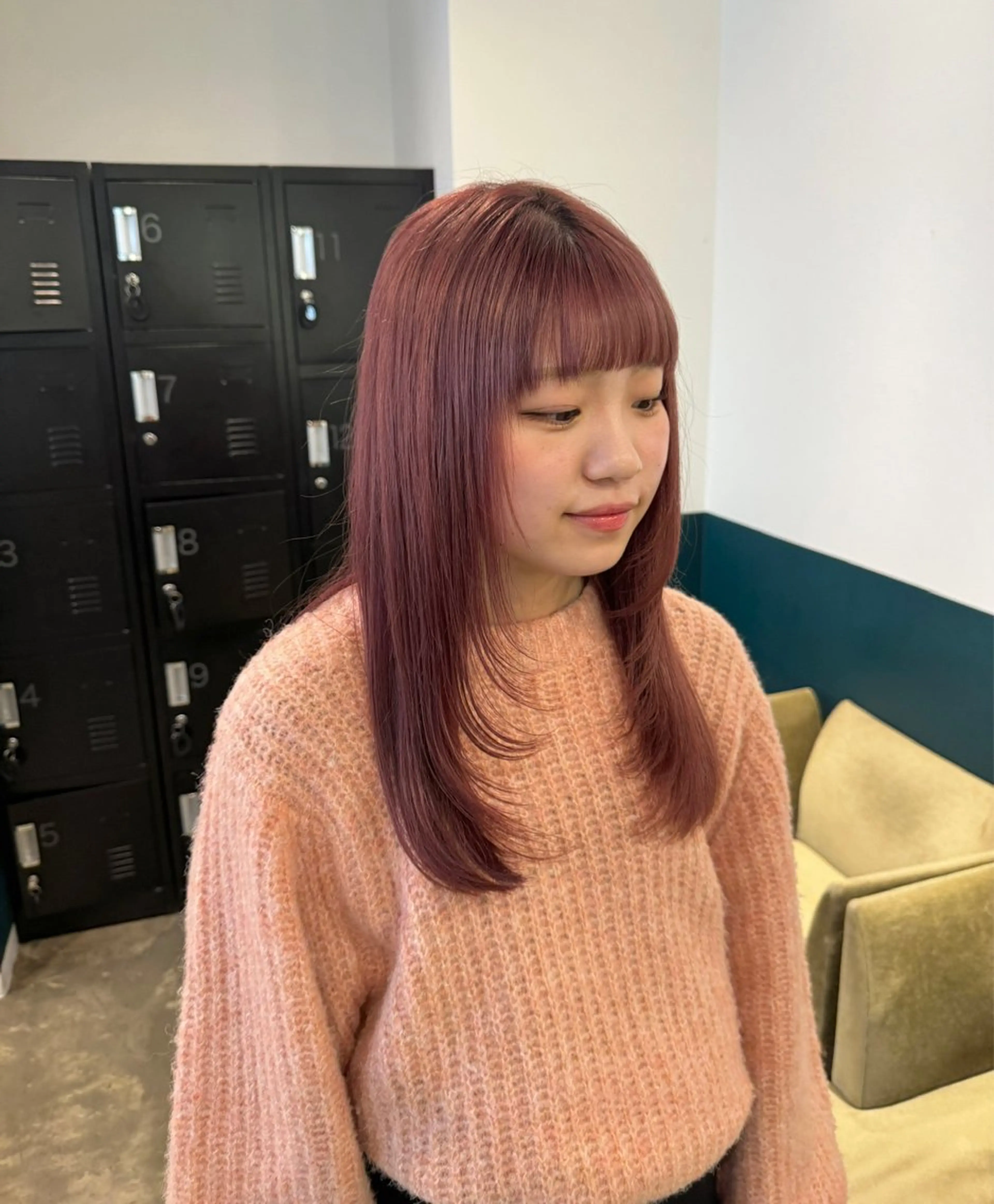 セミロング カラー ピンクカラー レイヤーカット カット ヘアカラー 聖斗 /ハイトーン/パーマのヘアスタイル