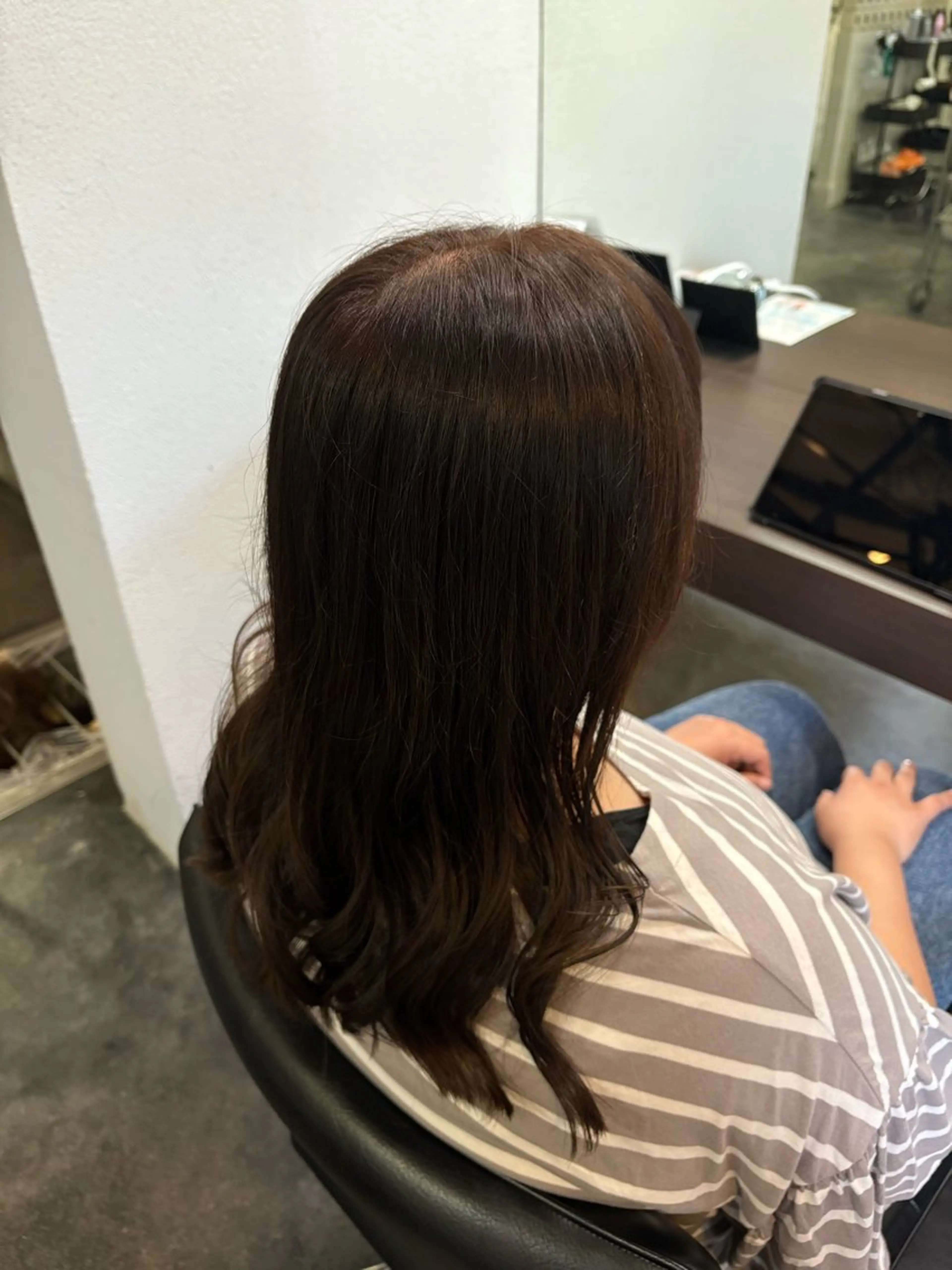 セミロング カラー ブラウンカラー ナチュラルブラウン 奥山 和奏のヘアスタイル