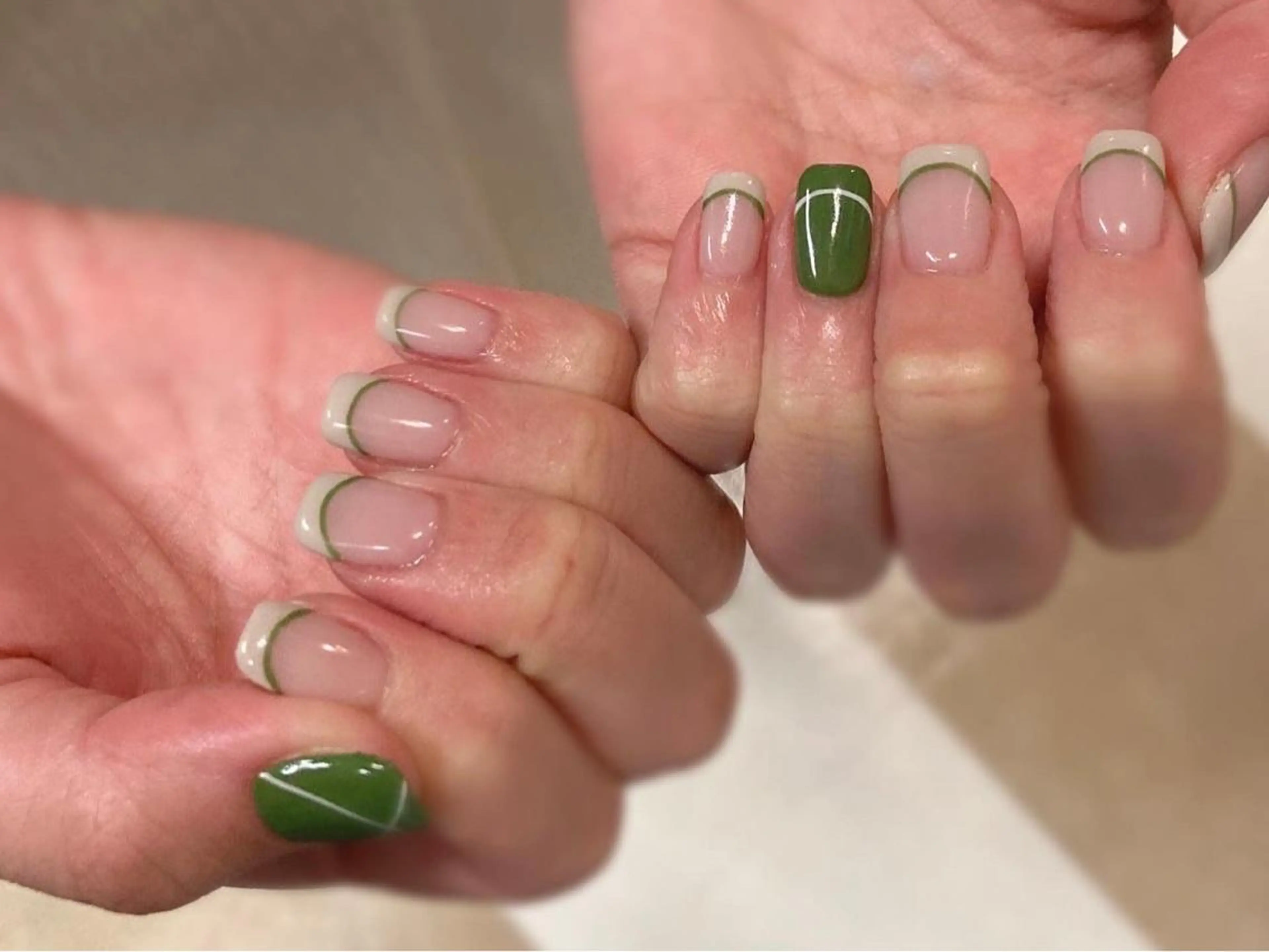 ネイル フレンチネイル scr nailのネイルデザイン