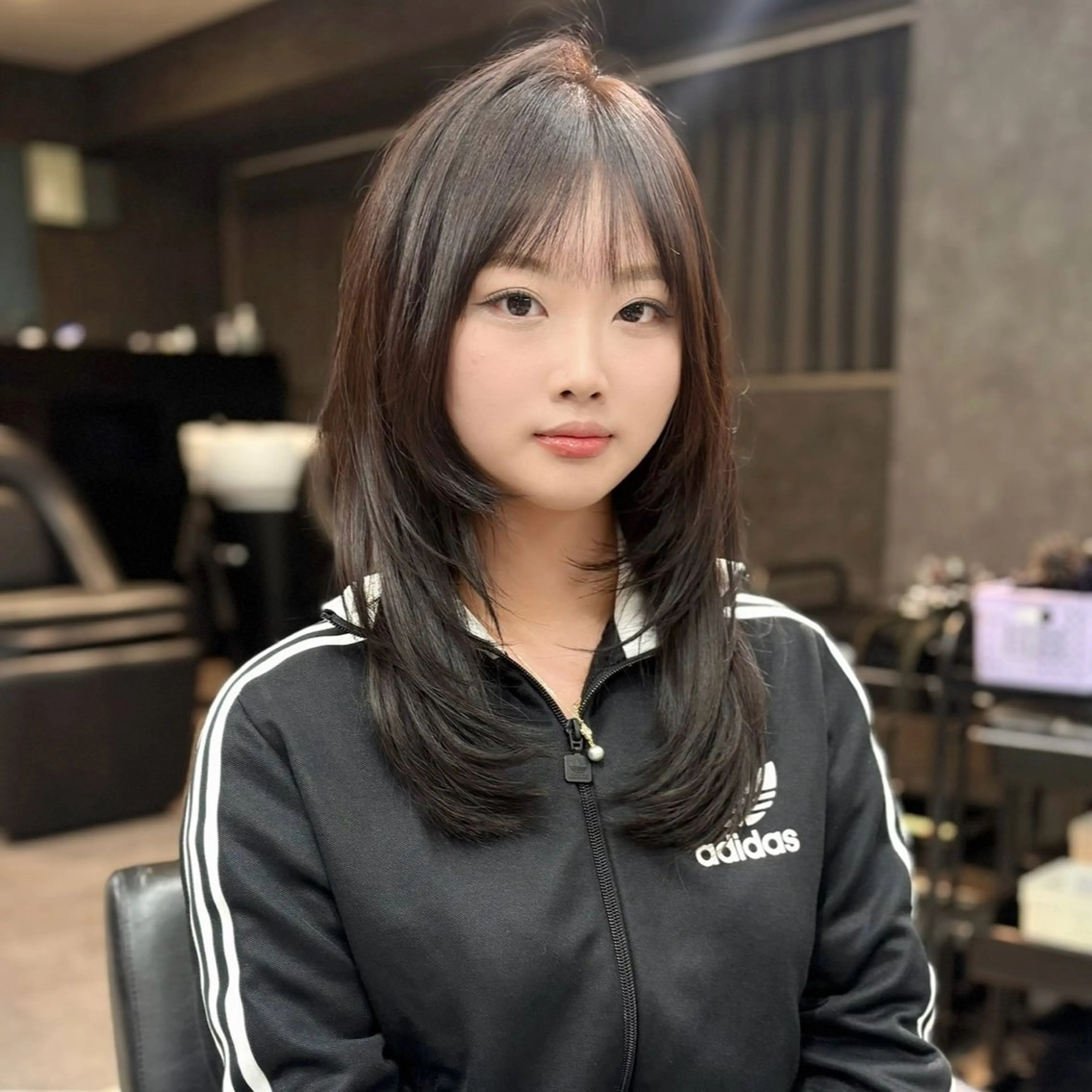 セミロング くびれヘア 顔周りカット 髪質改善 韓国風ヘア レイヤーカット lana hair 新宿/髪質改善/韓国のヘアスタイル