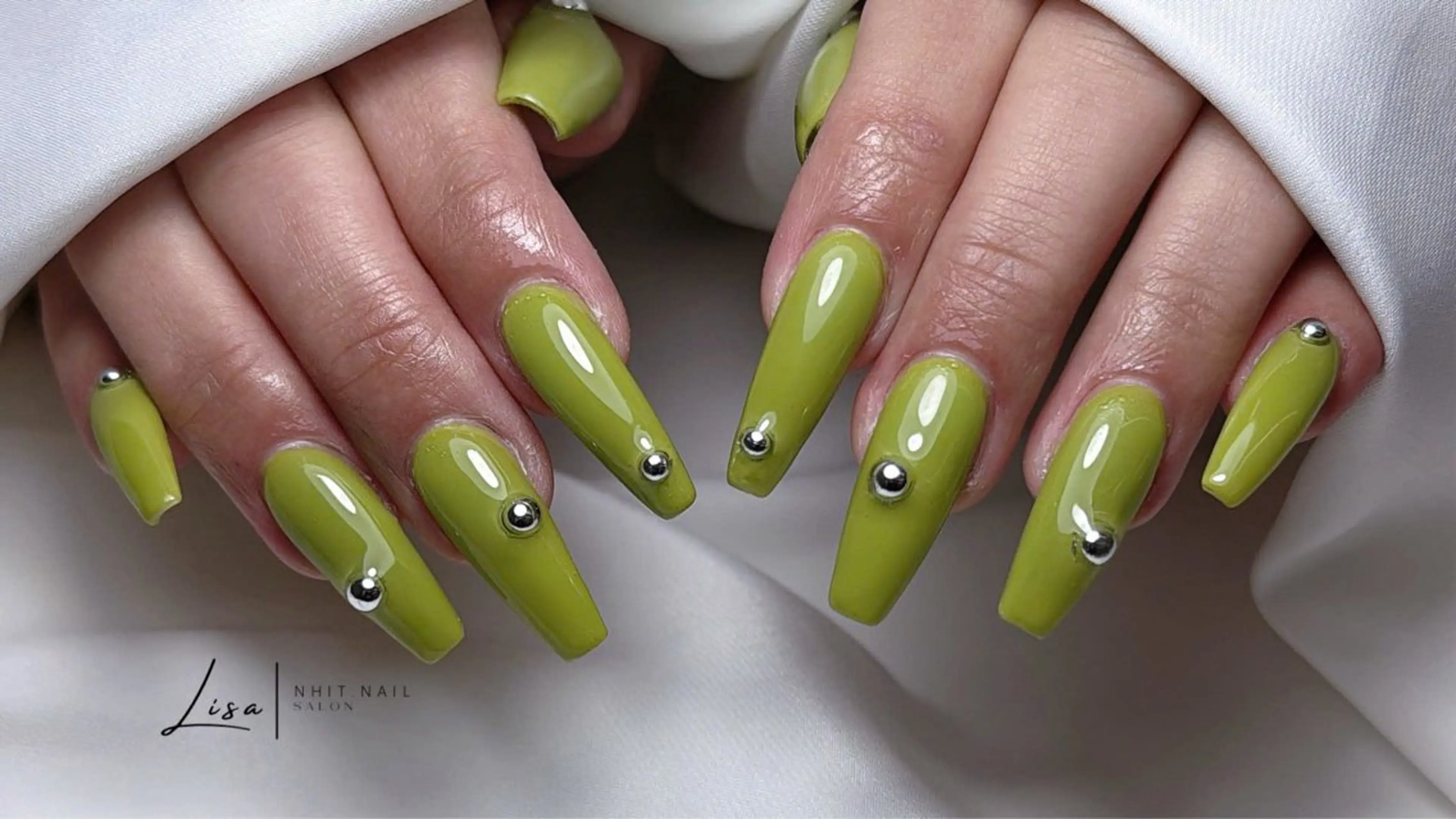 ネイル ハンドネイル Nhit Nailsのネイルデザイン