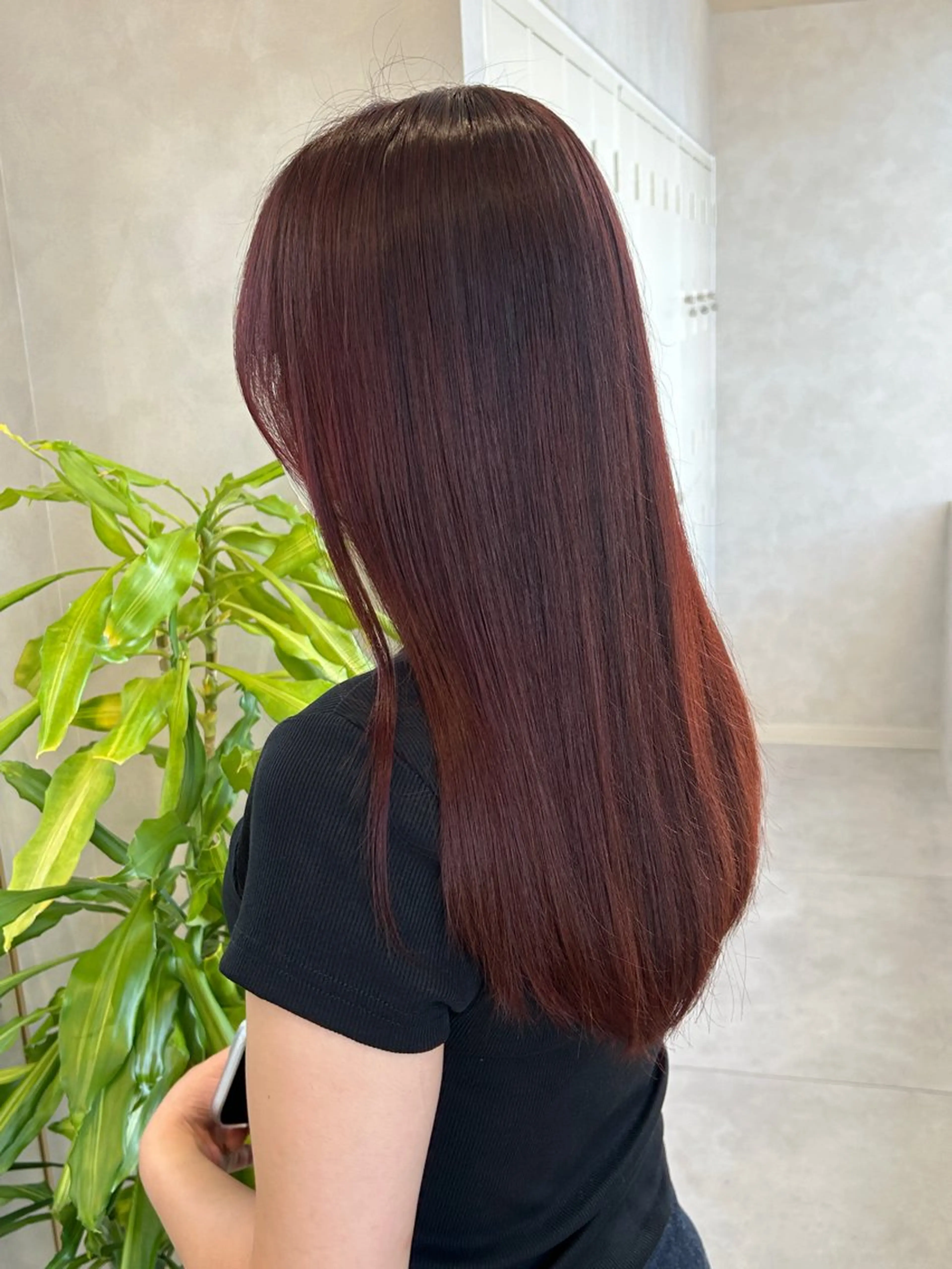 ロング ヘアカラー 左藤 樹真のヘアスタイル
