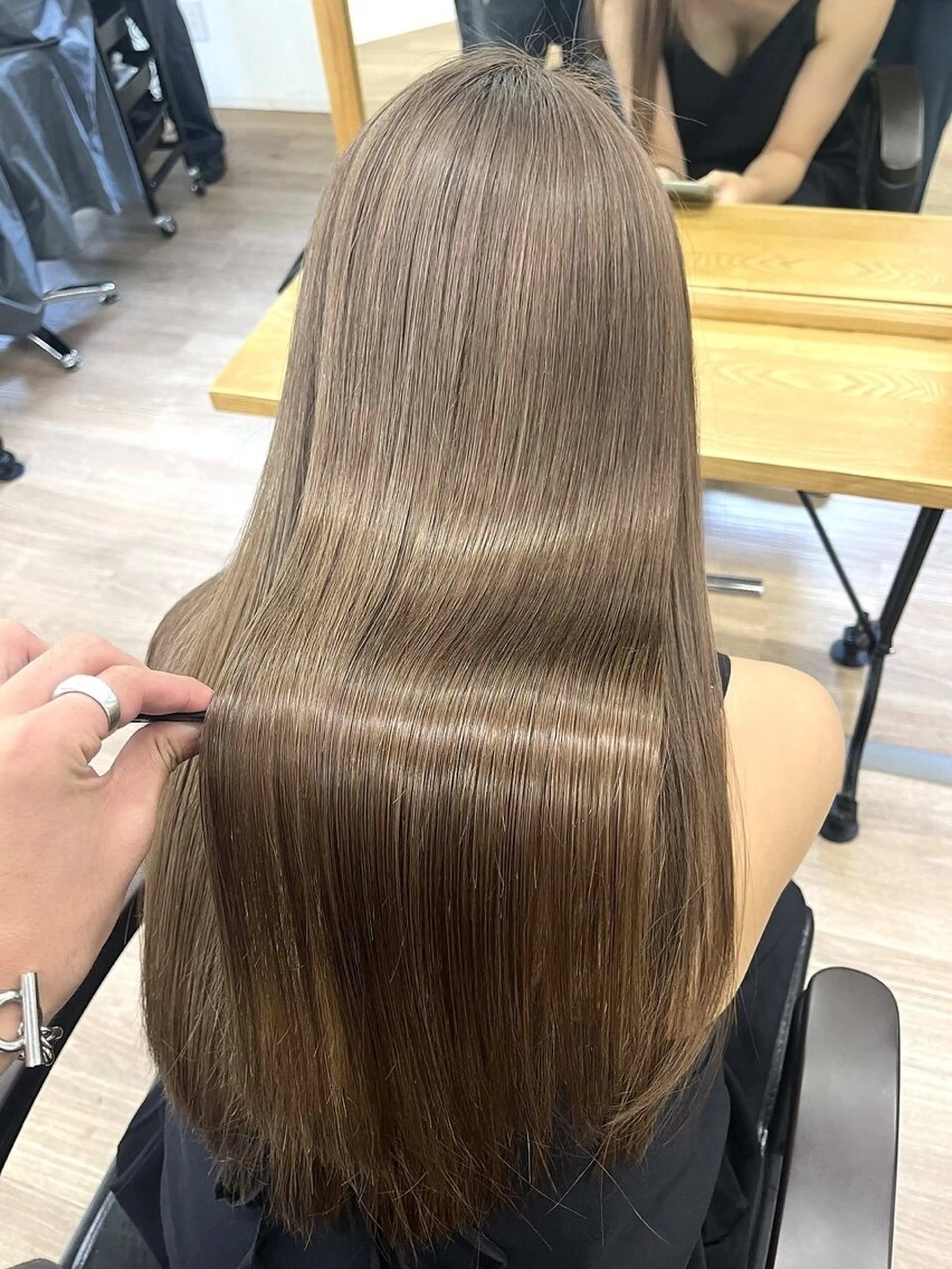 ロング カラー パーマ ヘアアレンジ メンズ ベージュカラー 顔周りカット 髪質改善 レイヤーカット トリートメント ヘアカラー トリートメント 💎髪質改善特化💎 RUITOのヘアスタイル