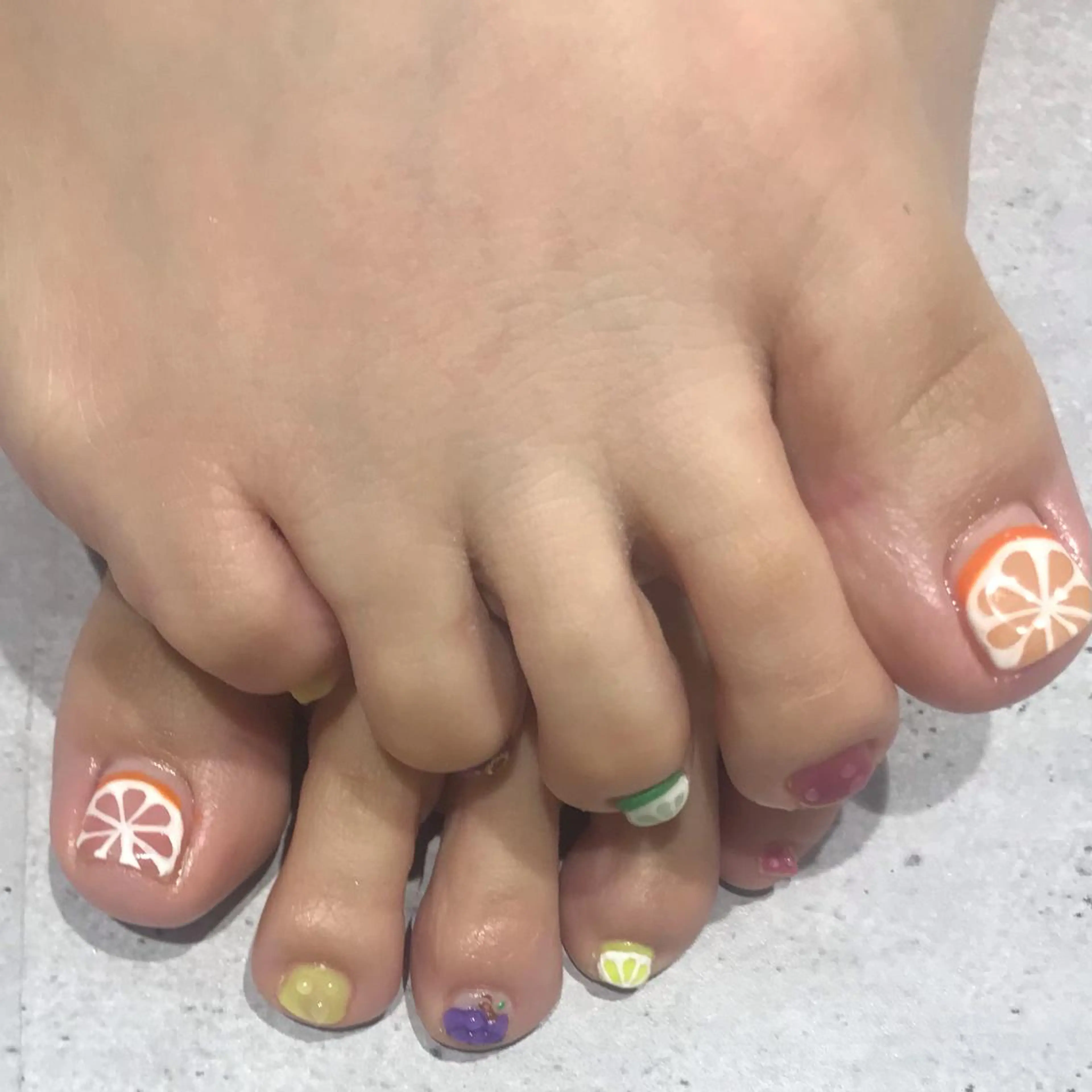ネイル 本田 知美のネイルデザイン