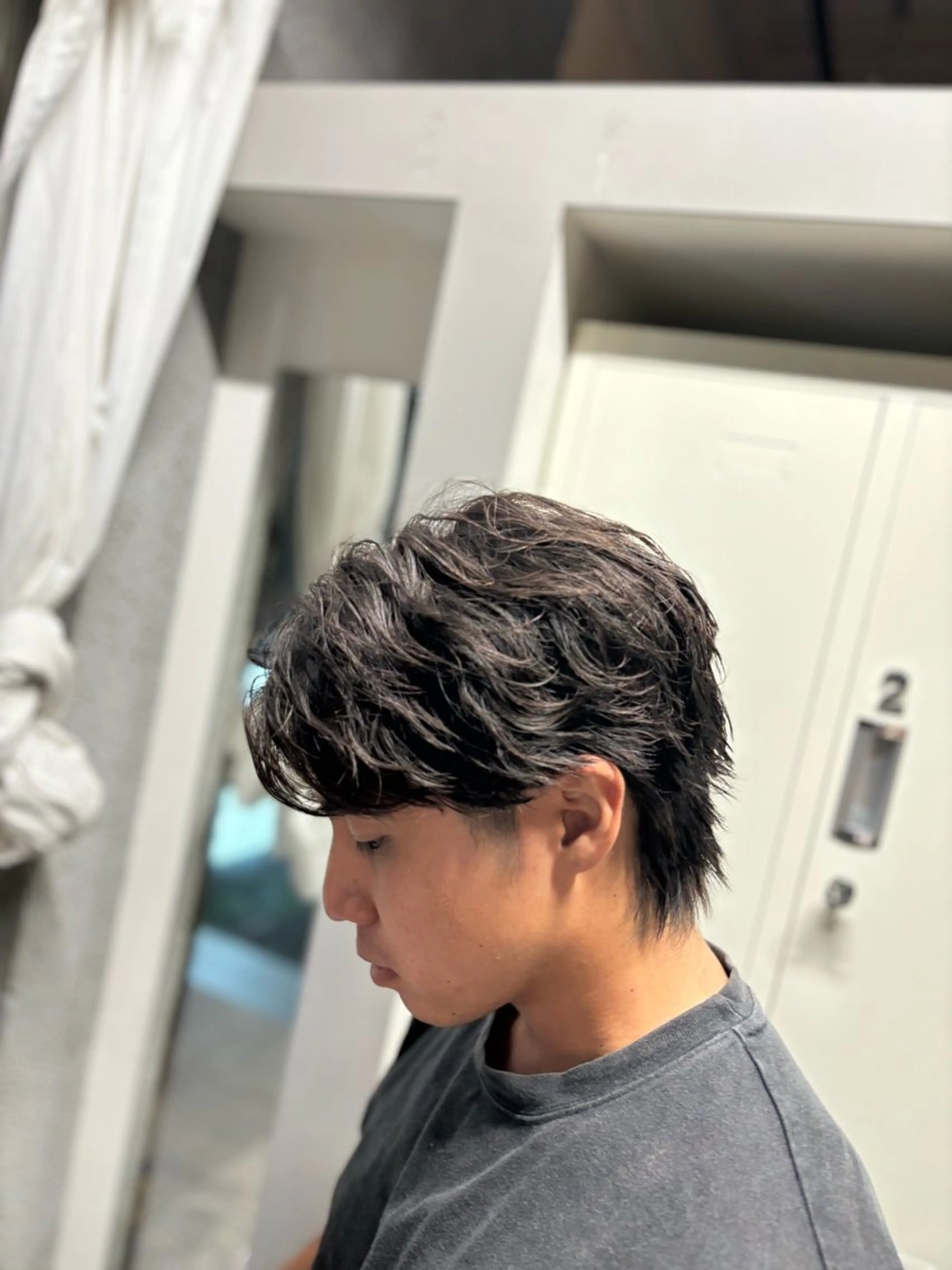 パーマ メンズ 渡 汐音のヘアスタイル