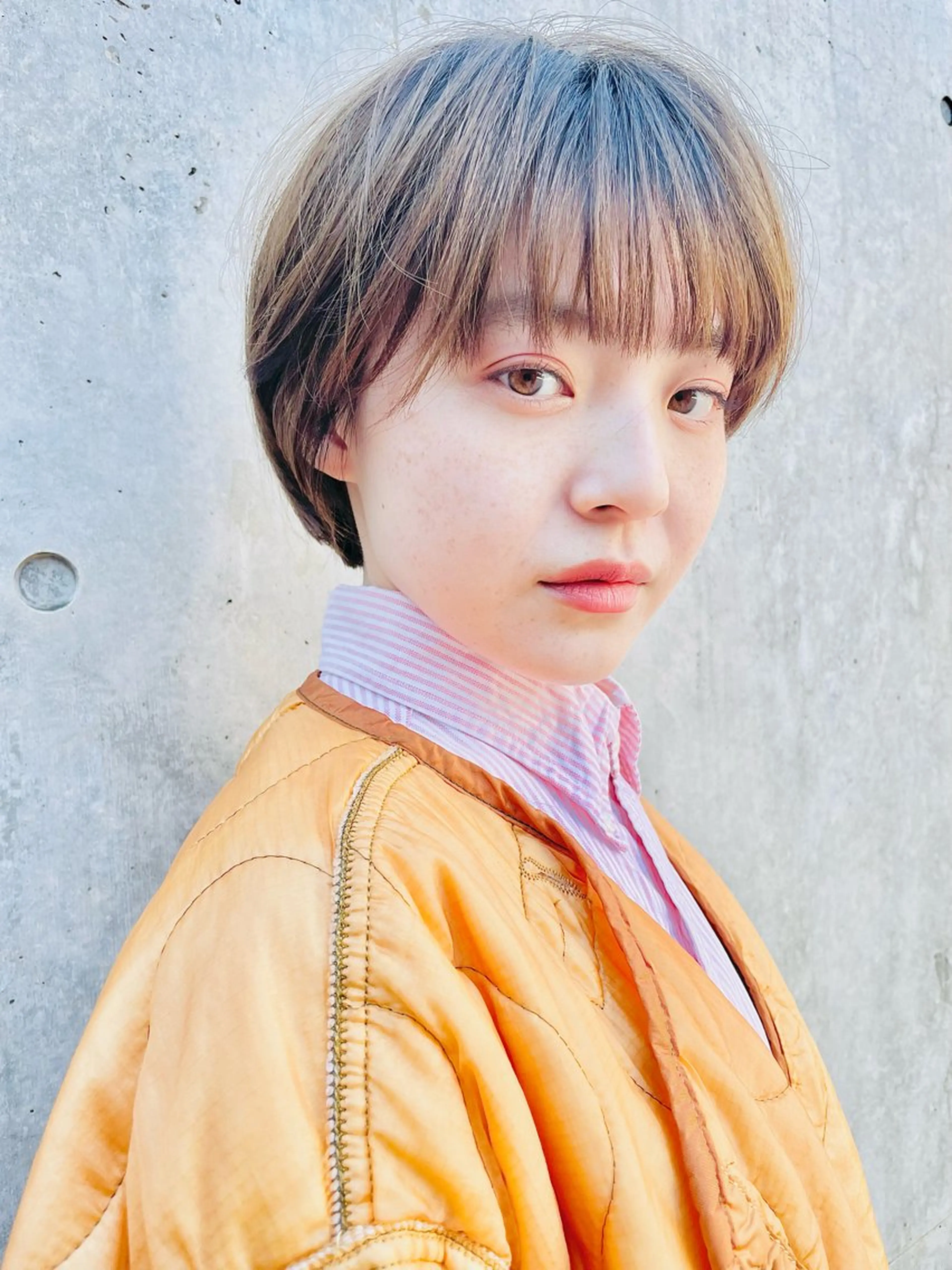 ショート カラー ショートボブ ハイトーンカラー ボブ ショートヘア カット ヘアカラー トリートメント ショートボブ縮毛矯正 髪質改善のプロ山道潤のヘアスタイル