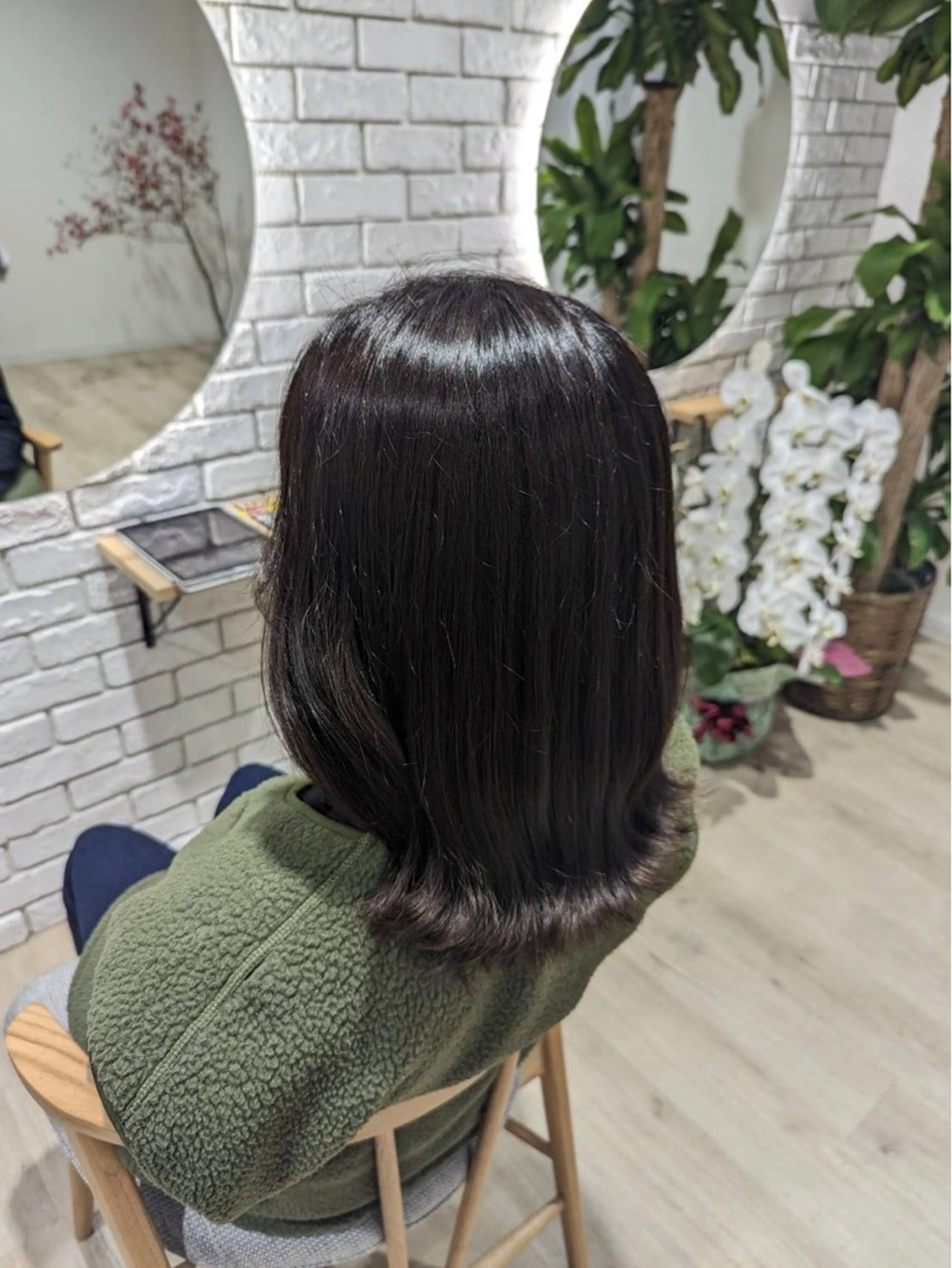 ミディアム カラー ブラウンカラー オリーブブラウン Lien by hair所属・【Lien】 AYUのヘアスタイル