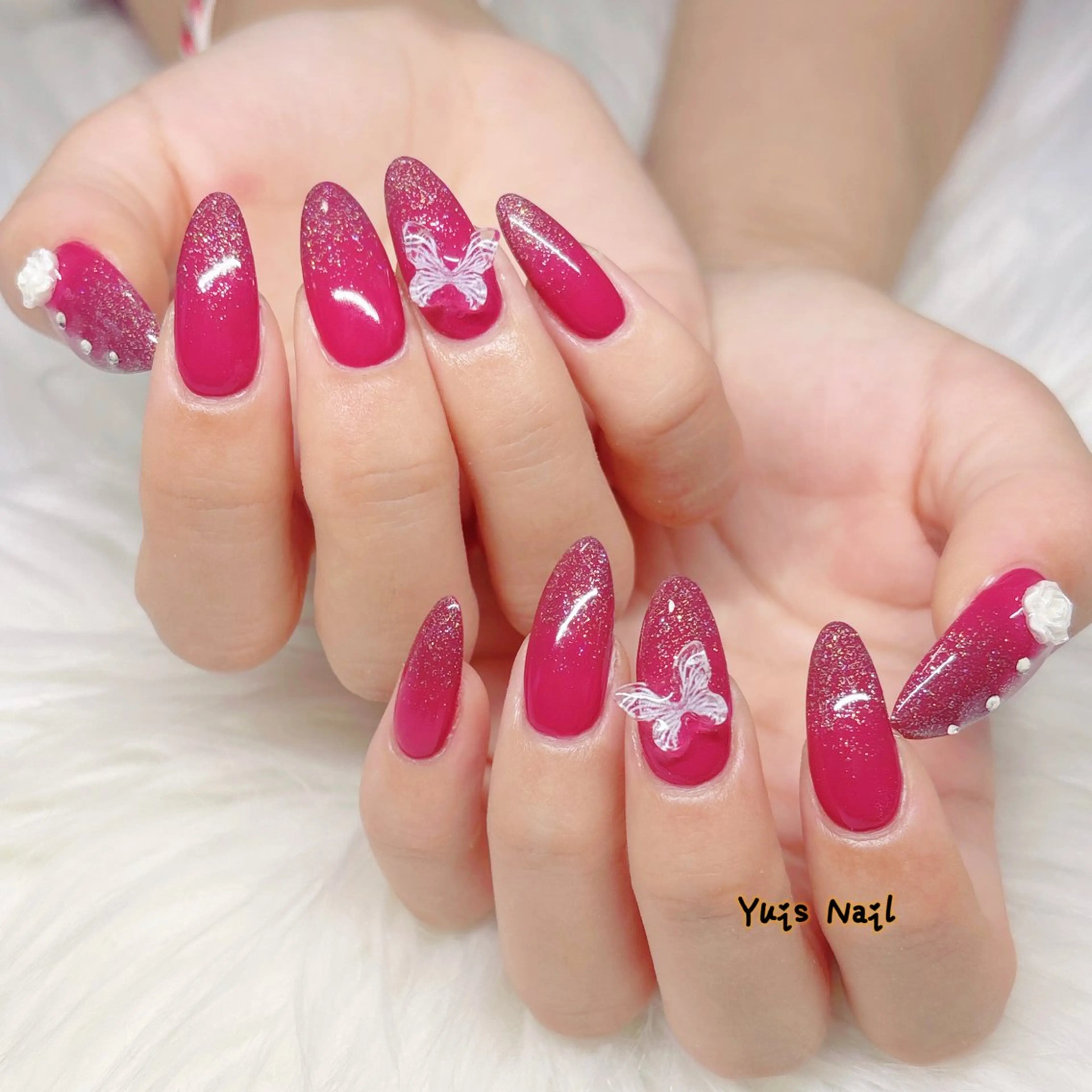 ネイル ボルドー グラデーション キラキラネイル 韓国ネイル ラメ(グリッター) ハンドネイル Yuis Nailスカルプ専門のネイルデザイン