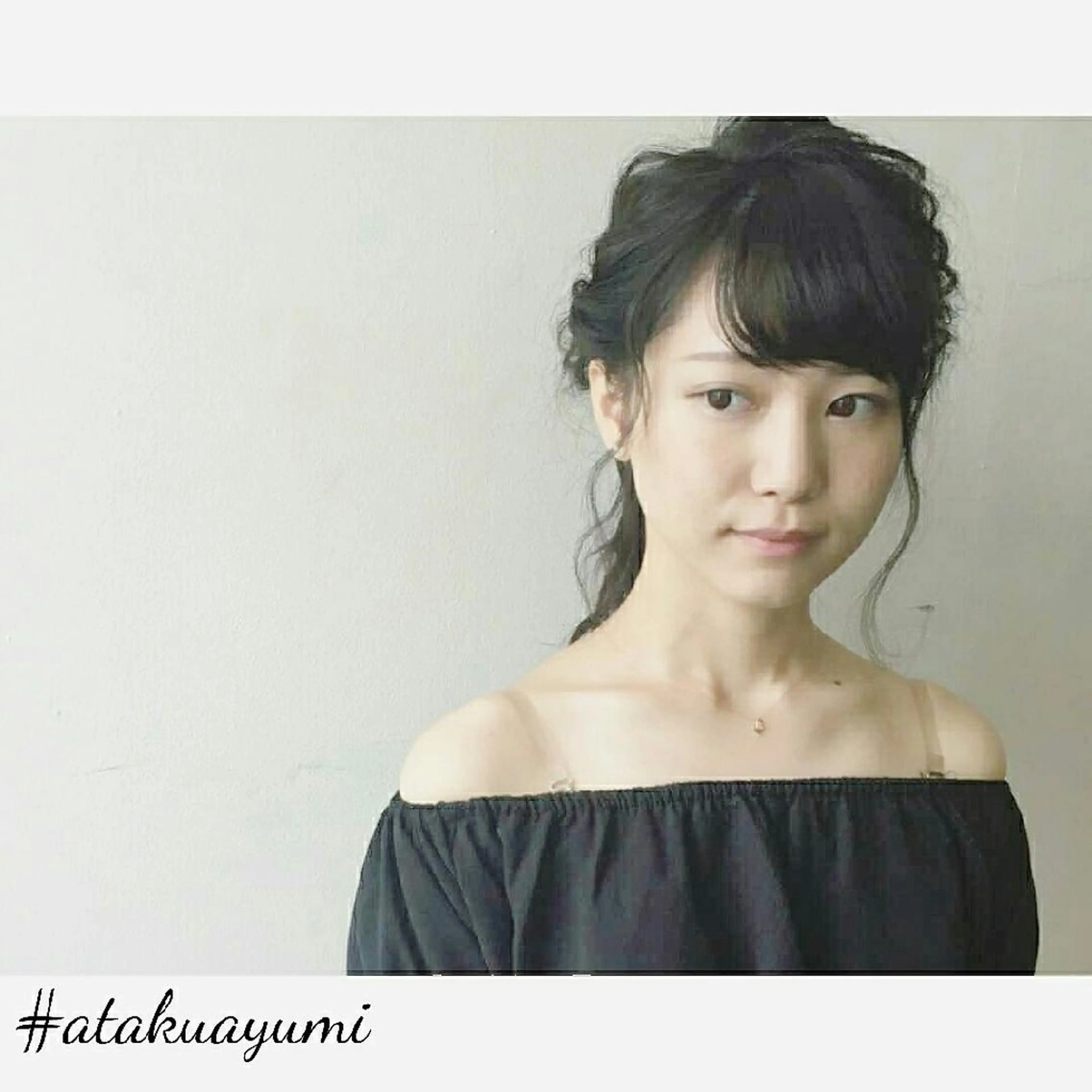 セミロング ヘアアレンジ ポニーテール ⭐️ アユミ⭐️のヘアスタイル