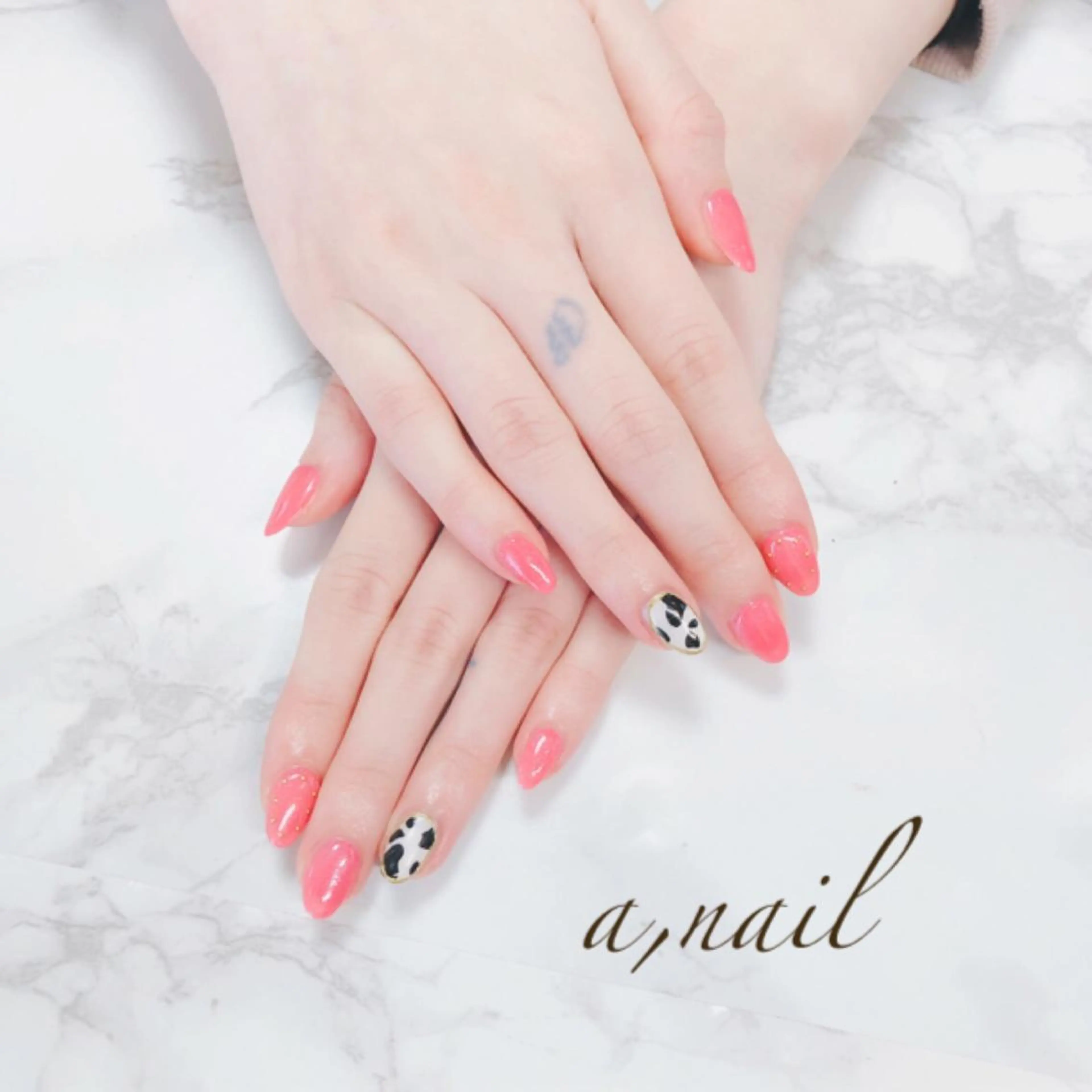 ネイル フットネイル ジェルネイル グラデーション オフィスネイル ワンカラーネイル ハンドネイル ネイルサロン エーネイルのネイルデザイン