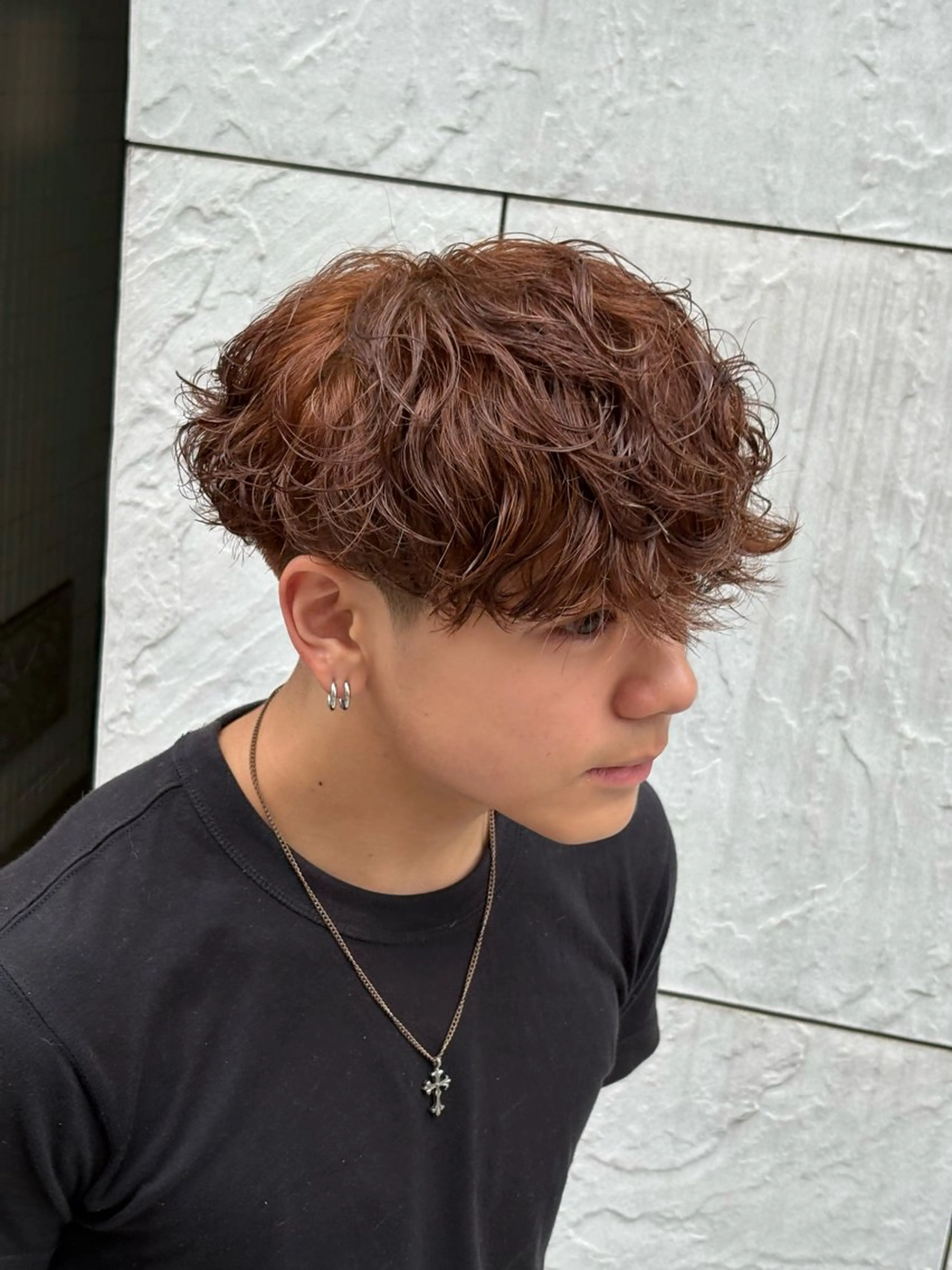 ミディアム カラー パーマ メンズ カット ヘアカラー パーマ トリートメント ヘアセット メンズパーマ特化 🔥韓国ヘア職人🔥のヘアスタイル