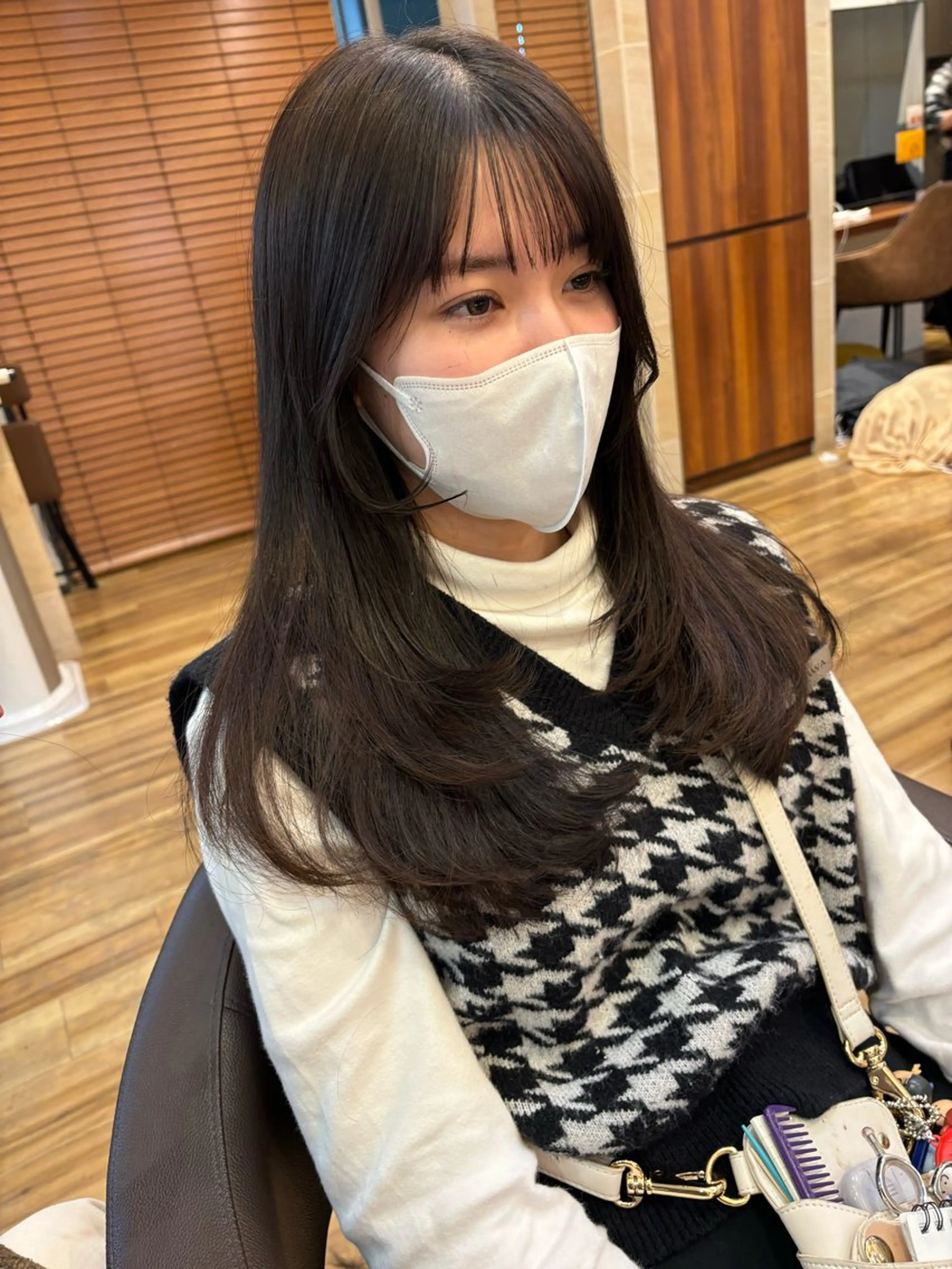 ロング カラー レイヤーカット カット ヘアカラー トリートメント レイヤーカット /透明感/千葉怜寿のヘアスタイル