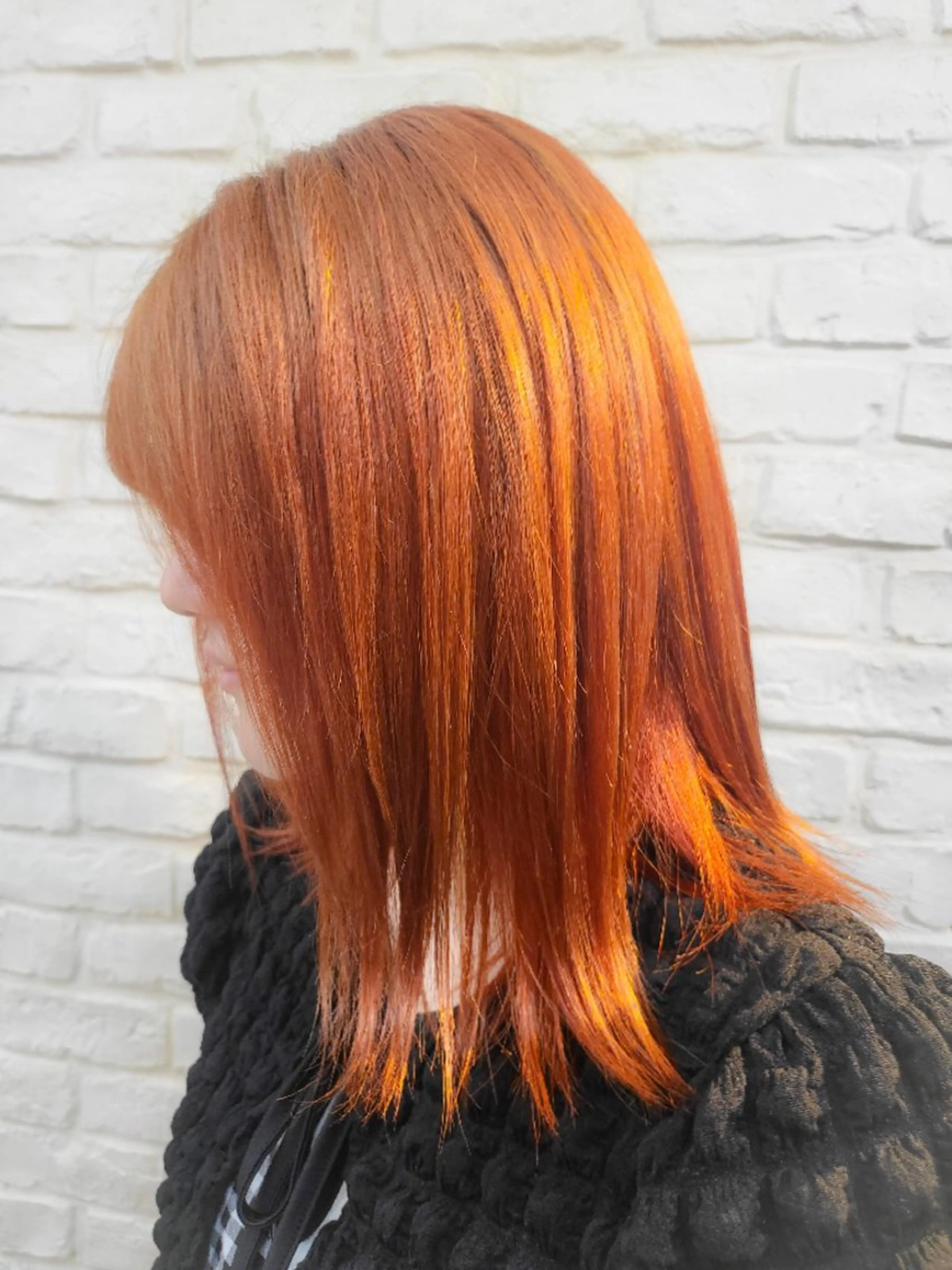 カラー ミディアム オレンジ マイタ アイコのヘアスタイル