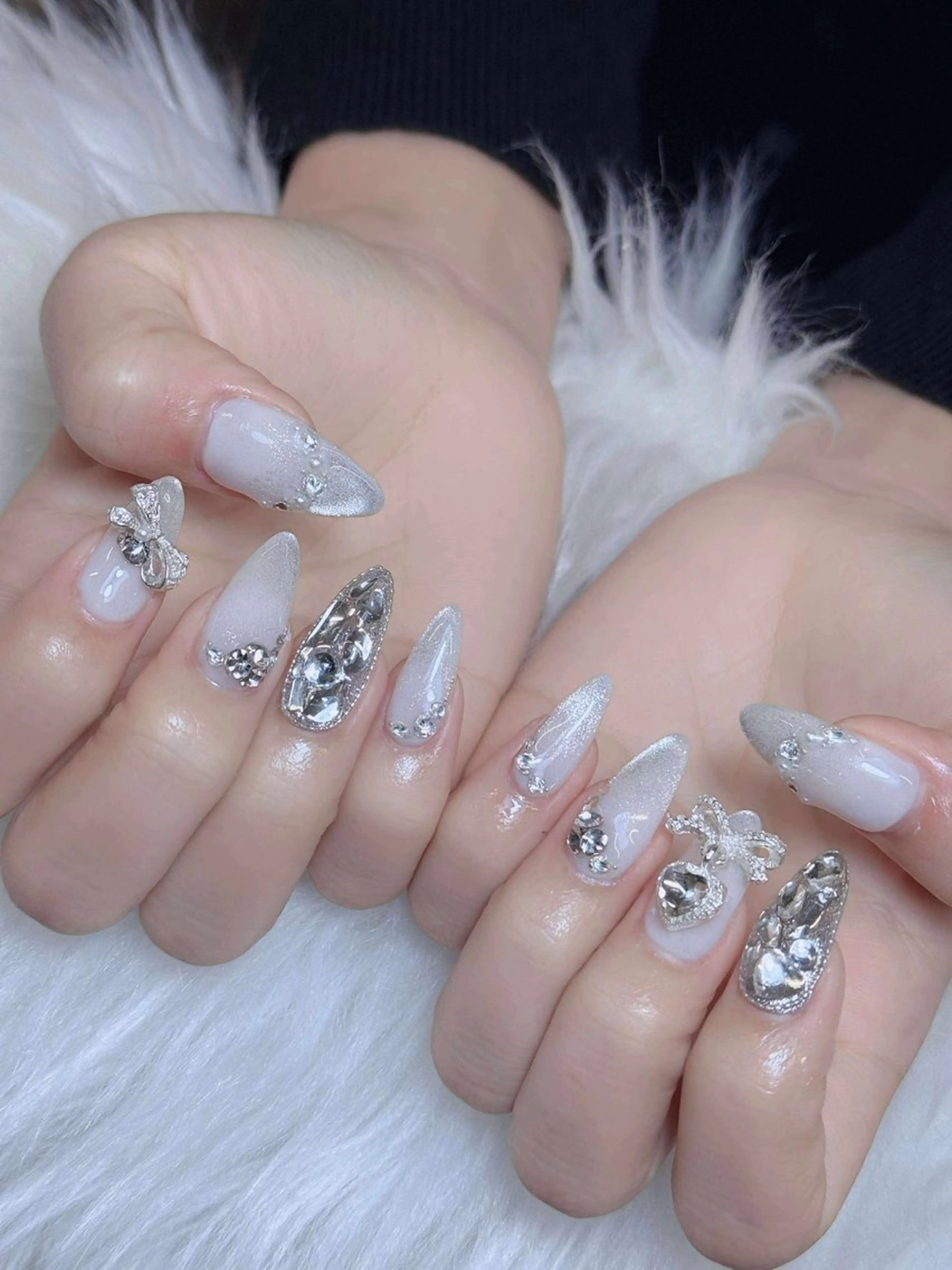 ネイル オーロラネイル チークネイル フットネイル フレンチネイル 韓国ネイル ハンドネイル Lumi Nailのネイルデザイン
