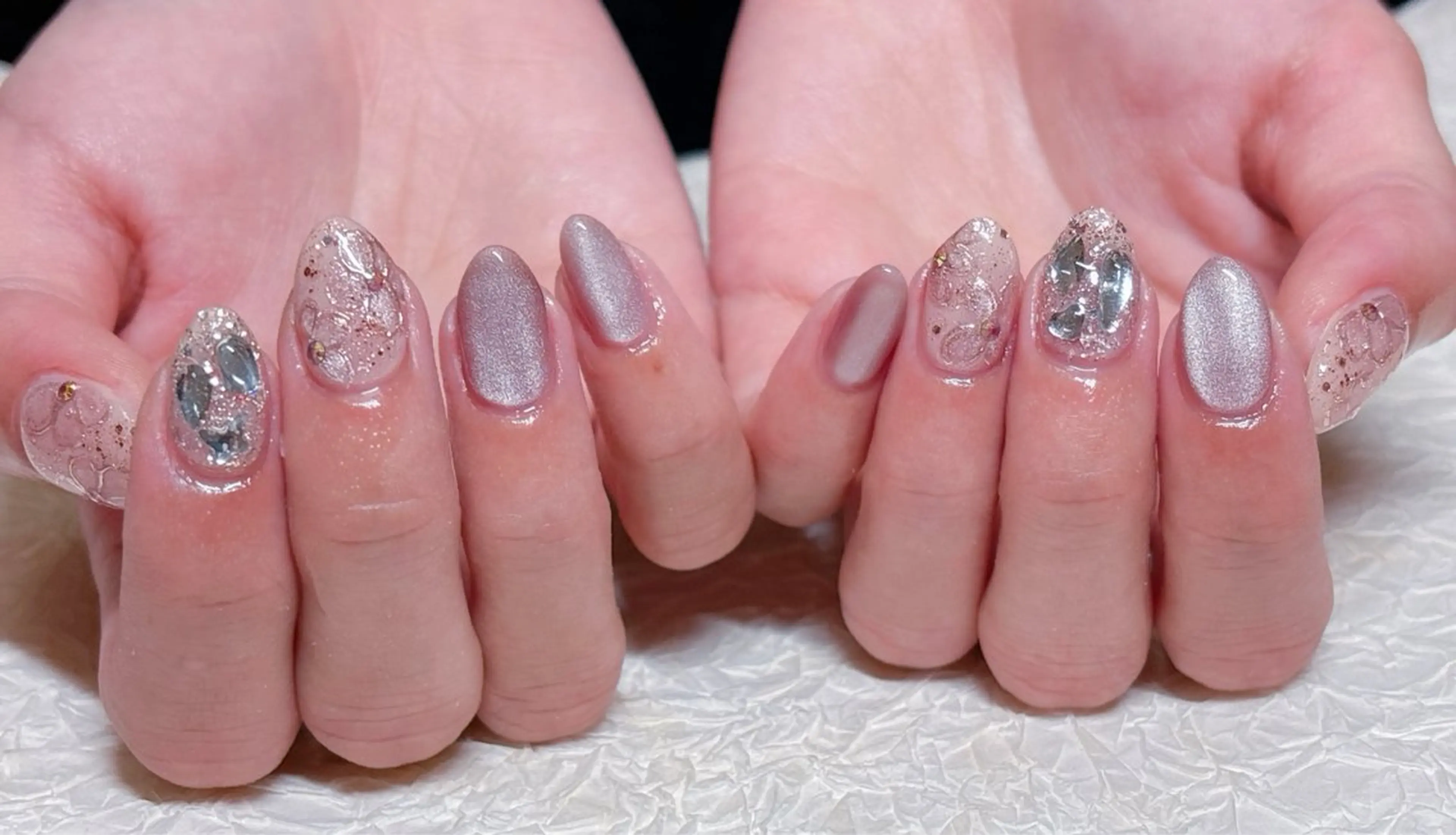 ネイル 桜ネイル キラキラネイル マグネットネイル 春ネイル ハンドネイル ゆ か_Nails💫のネイルデザイン