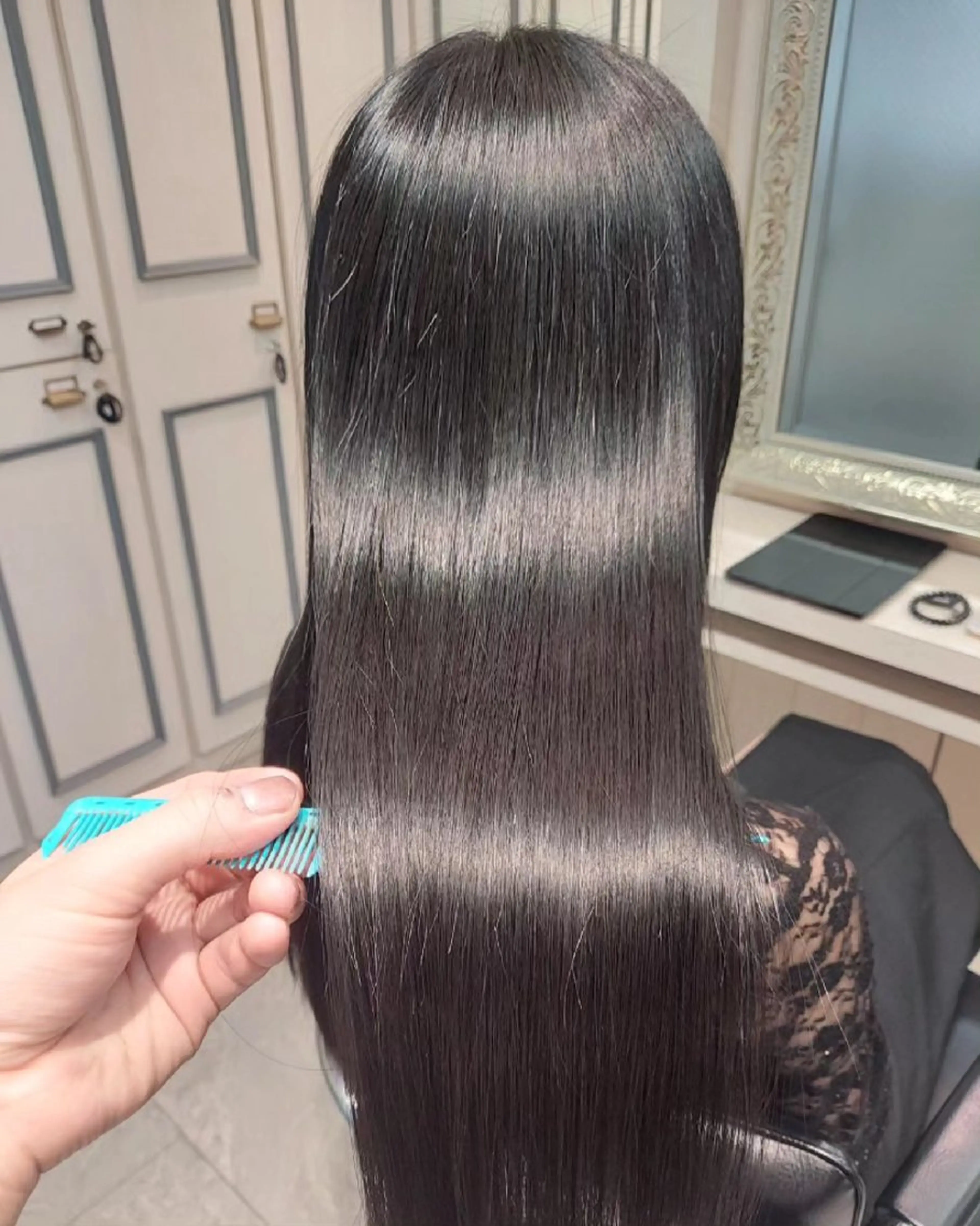 ロング カラー 黒髪 髪質改善 カット ヘアカラー トリートメント ヘアセット grow上野御徒町【グロウ】所属・ブリーチ・ハイトーン 特化🎉内山のヘアスタイル