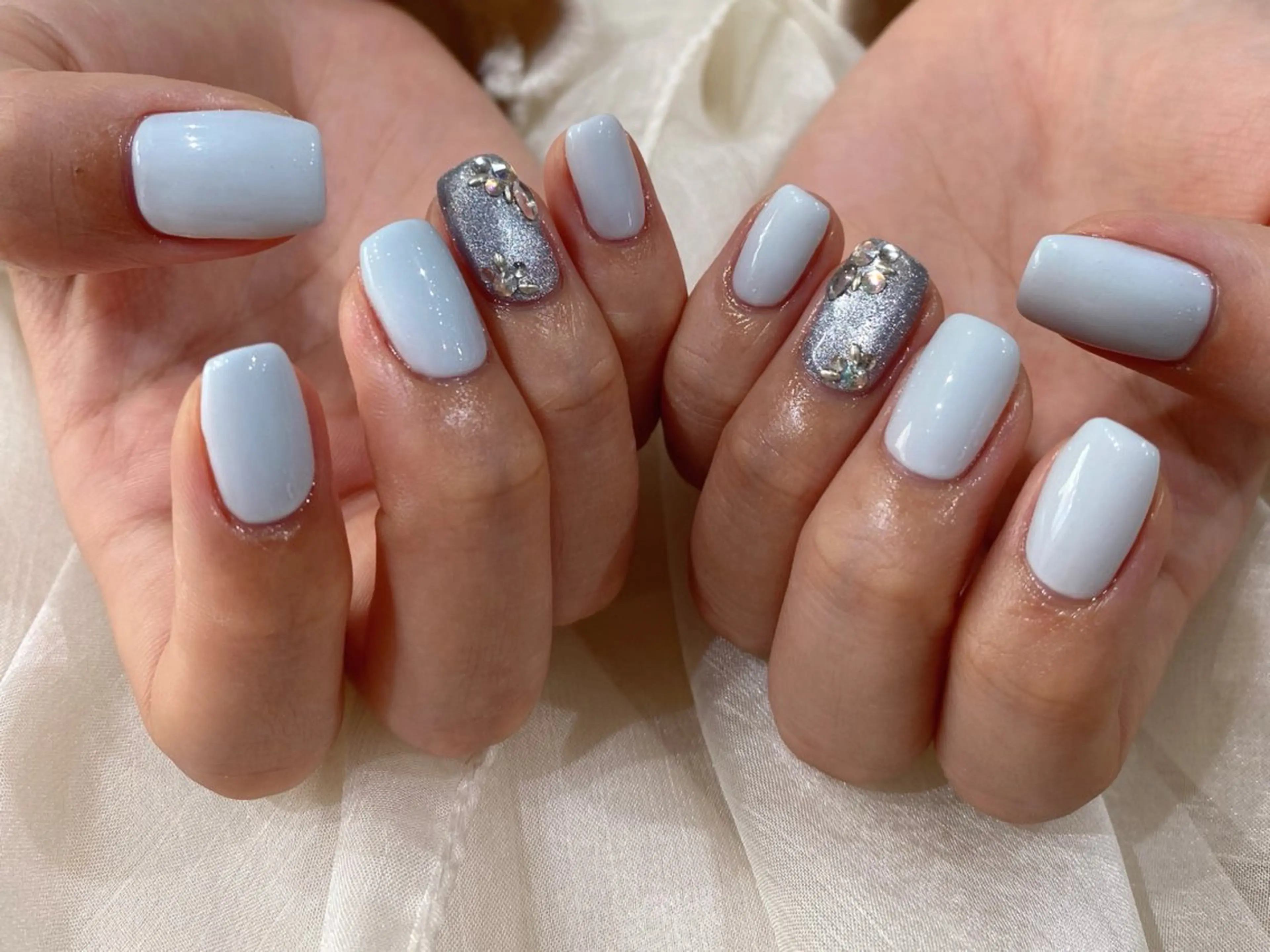 ショート ハンドネイル Nail  R💫 naoのネイルデザイン
