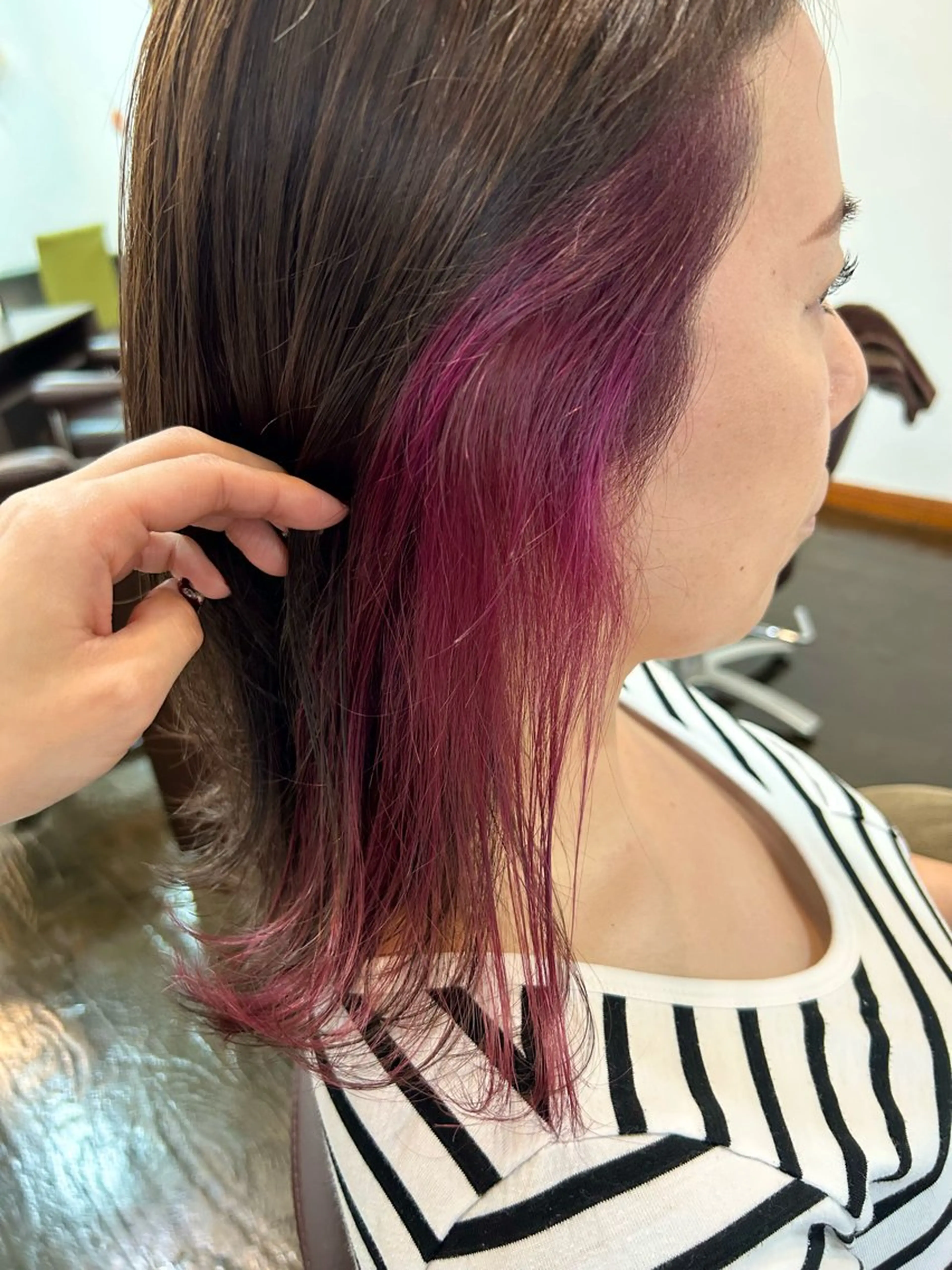 カラー インナーカラー ピンクカラー バイオレットカラー 坂本 瑞季のヘアスタイル
