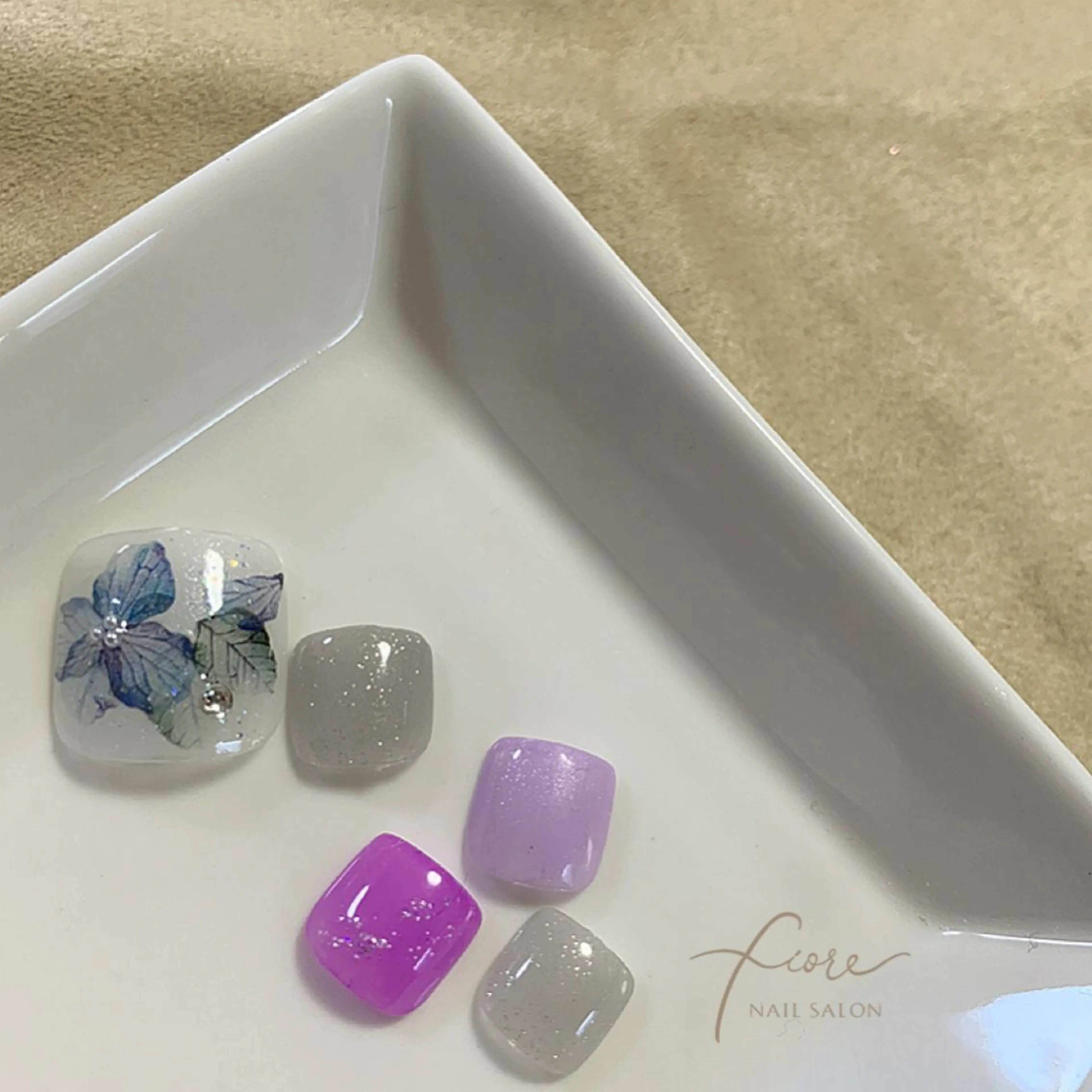 ネイル フィオーレ  fiore所属・fiore みゆきのネイルデザイン