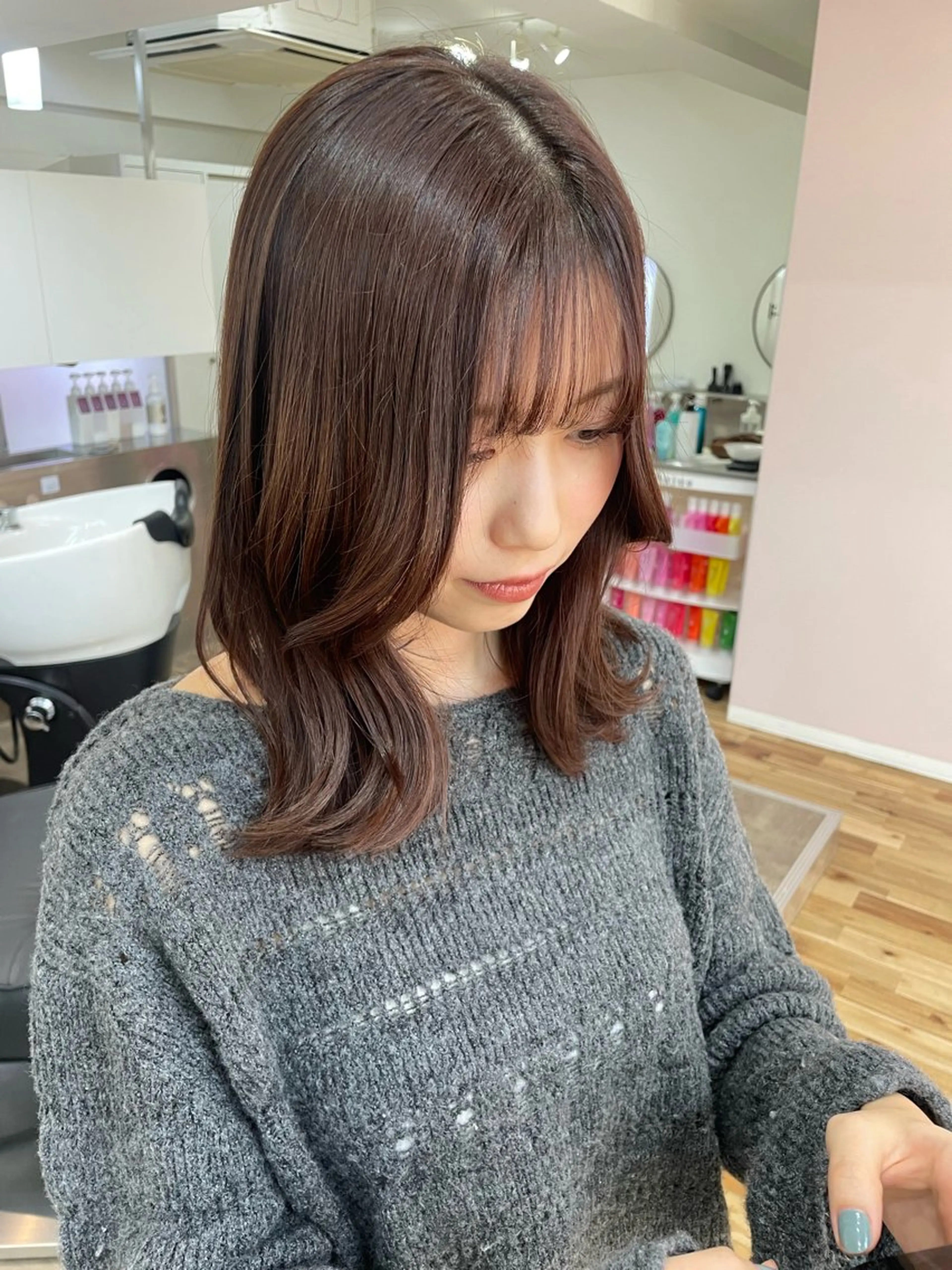 ミディアム カラー カット ヘアカラー トリートメント 韓国風/レイヤー/ 長谷七海のヘアスタイル