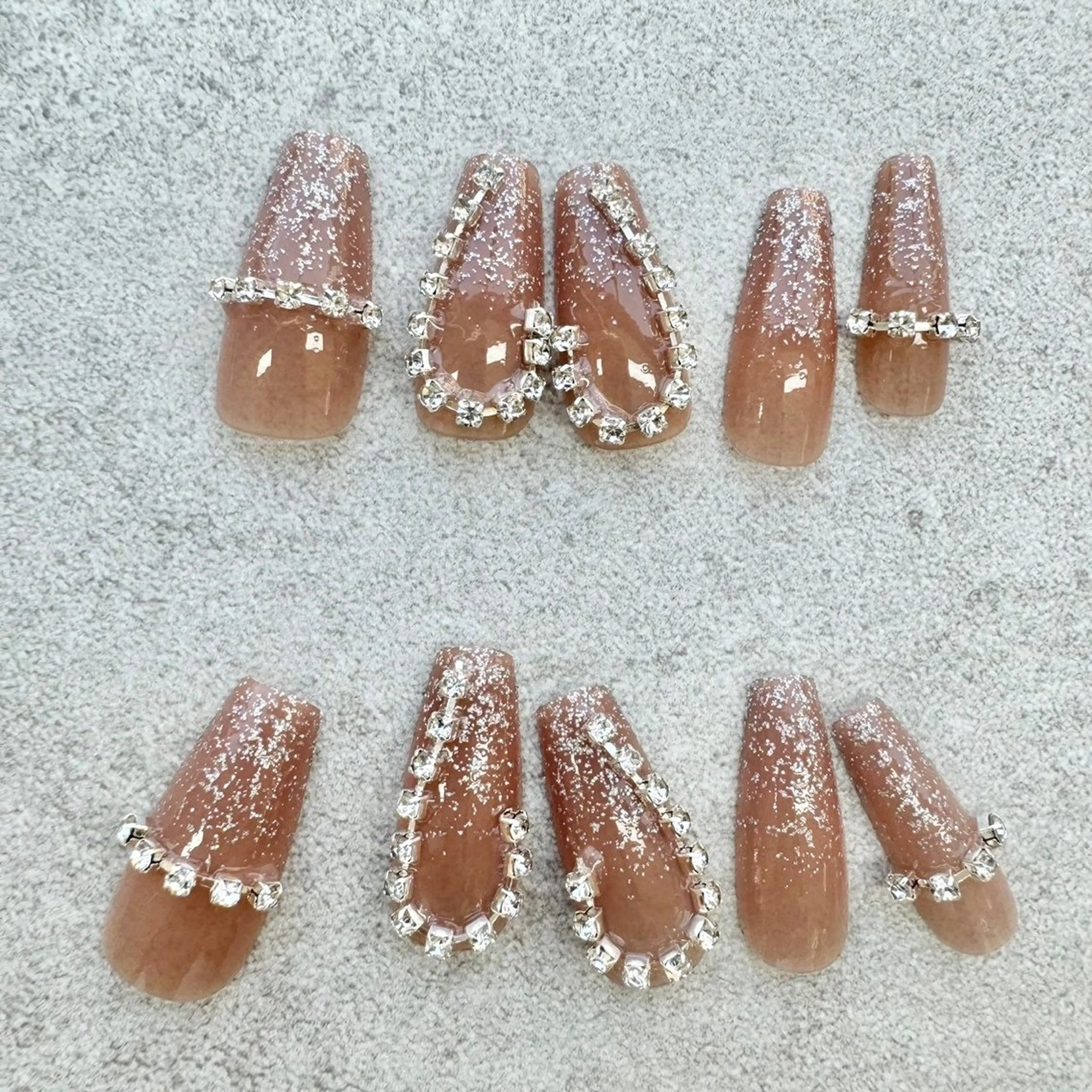 ネイル M&K　上田店所属・M&K 上田店の眉毛・アイブロウイメージ