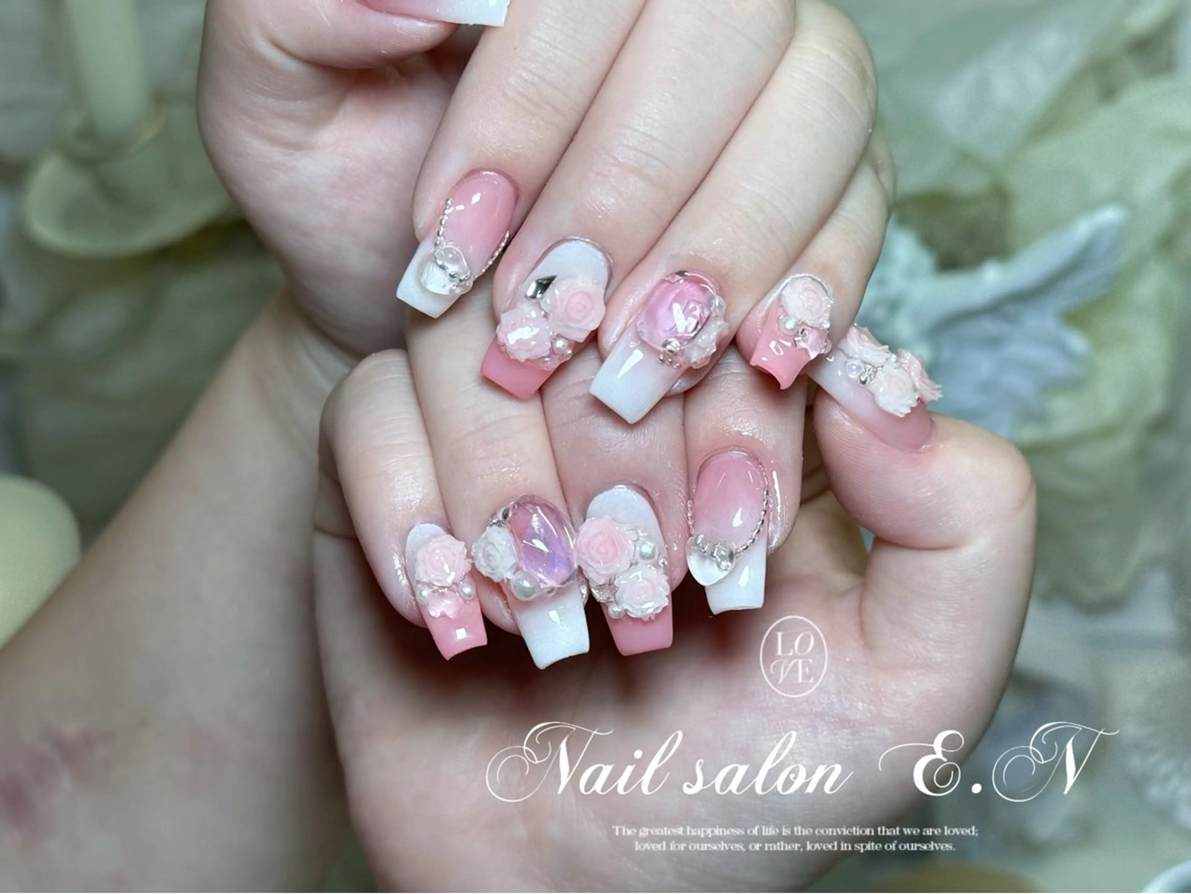 ネイル 持ち込み E.N🦋 長さ出し/持ち込みのネイルデザイン