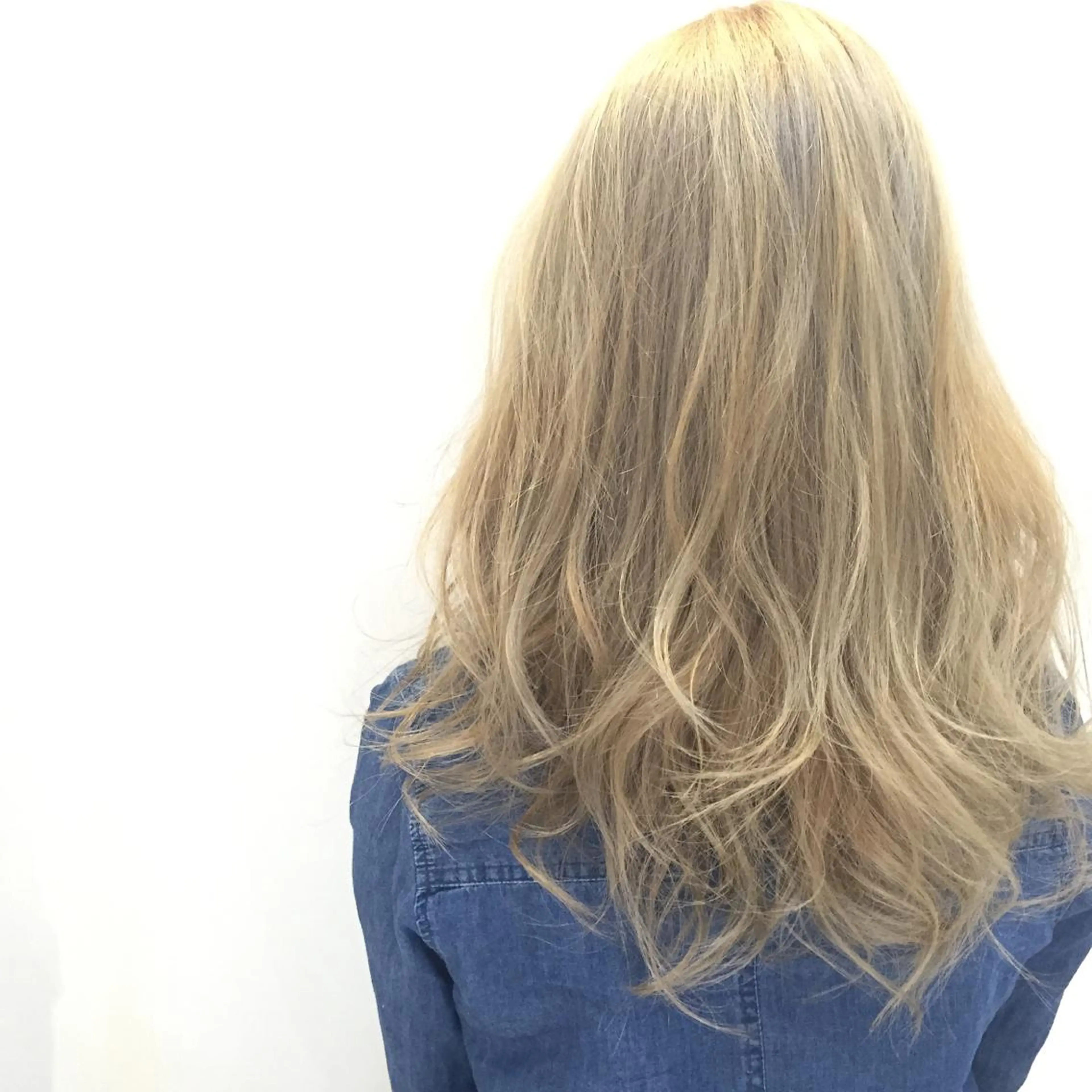 ショート ミディアム セミロング ロング カラー ベージュカラー ホワイトベージュ シールエクステ⭐️ オオミタクヤのヘアスタイル