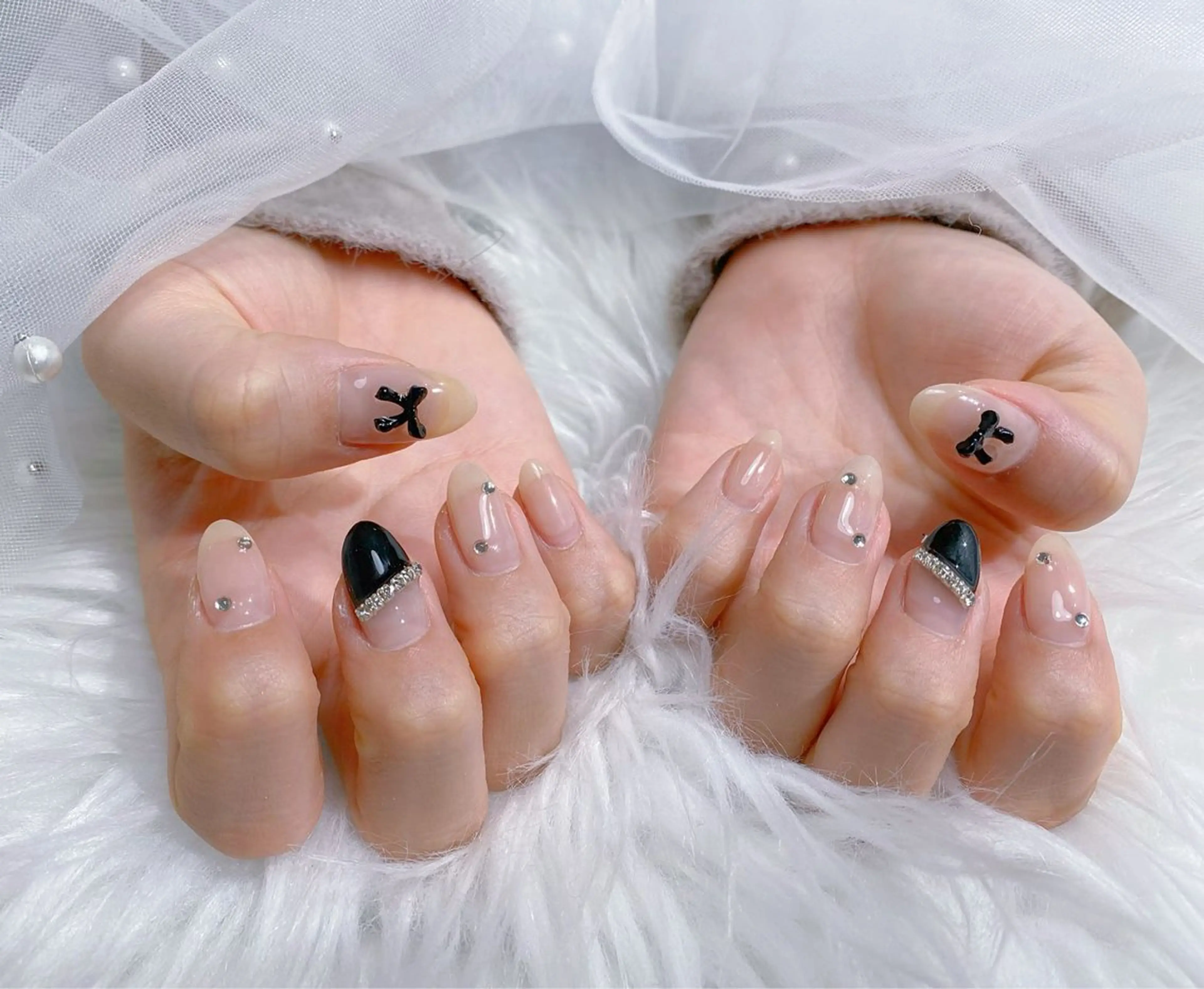 ネイル ハンドネイル 🌈 Laule'aのネイルデザイン