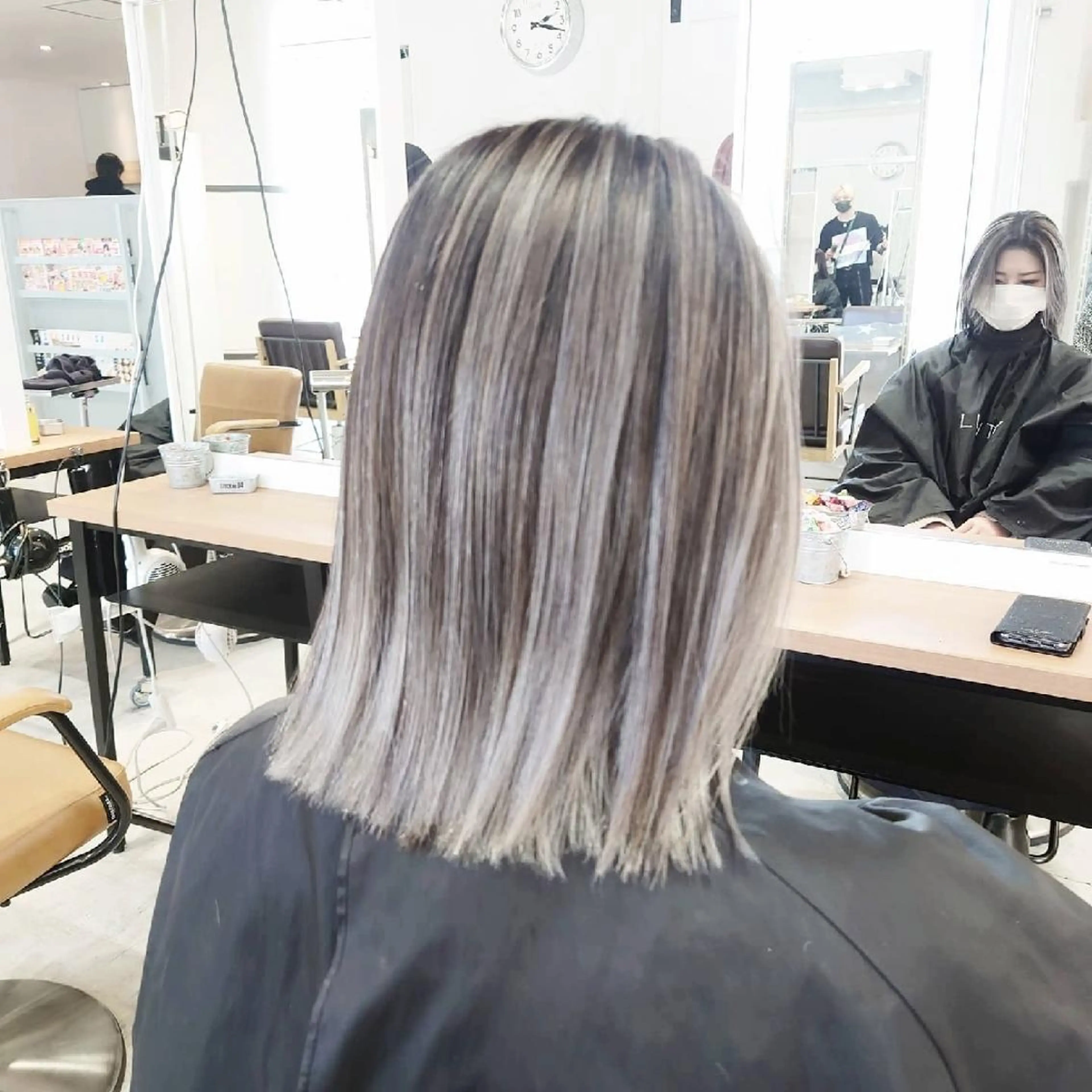 ミディアム カラー ヘアカラー トリートメント 艶髪✨ブリーチ職人 井手正康のヘアスタイル